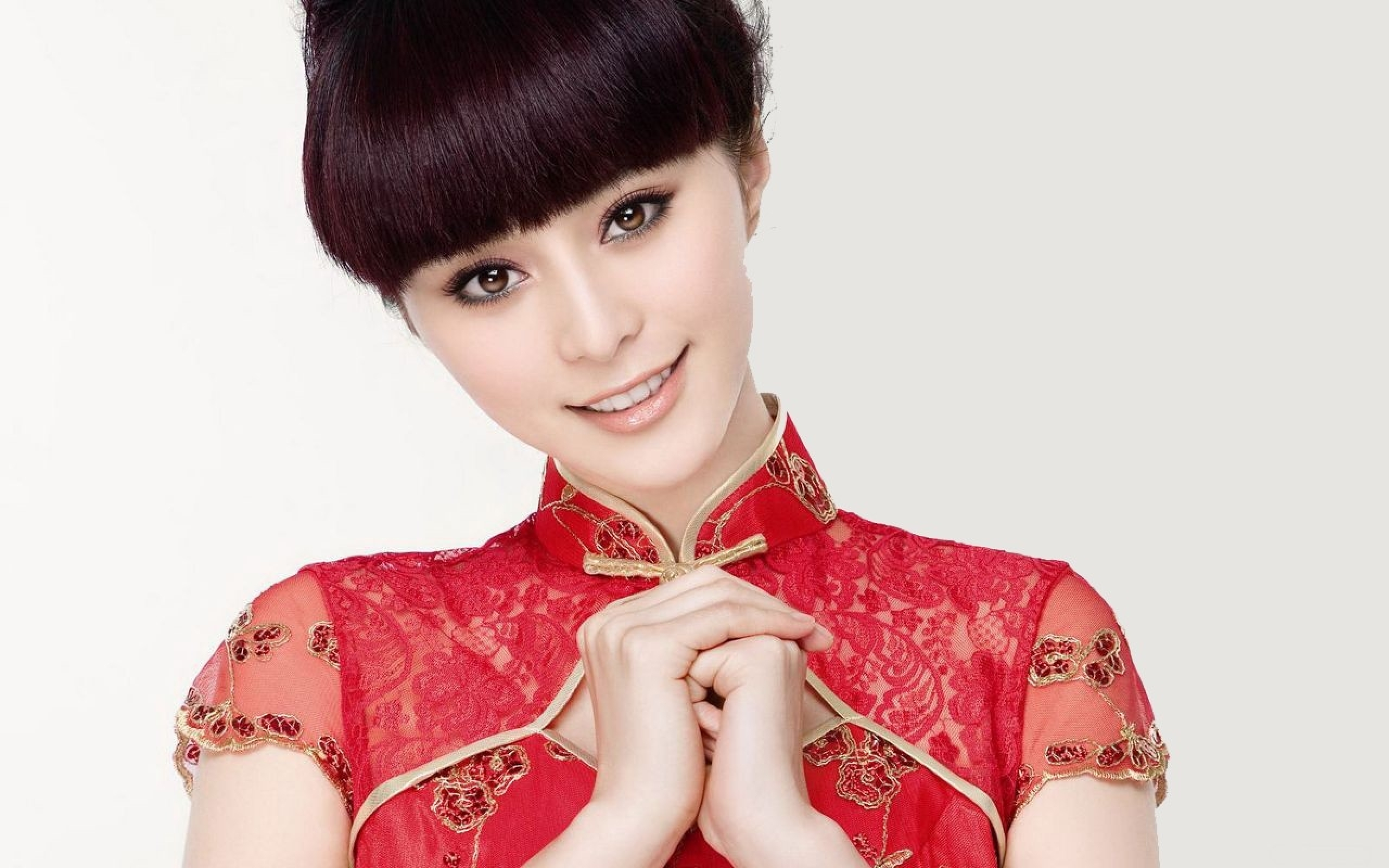 Fan Bingbing in a red dress HD Wallpaper
