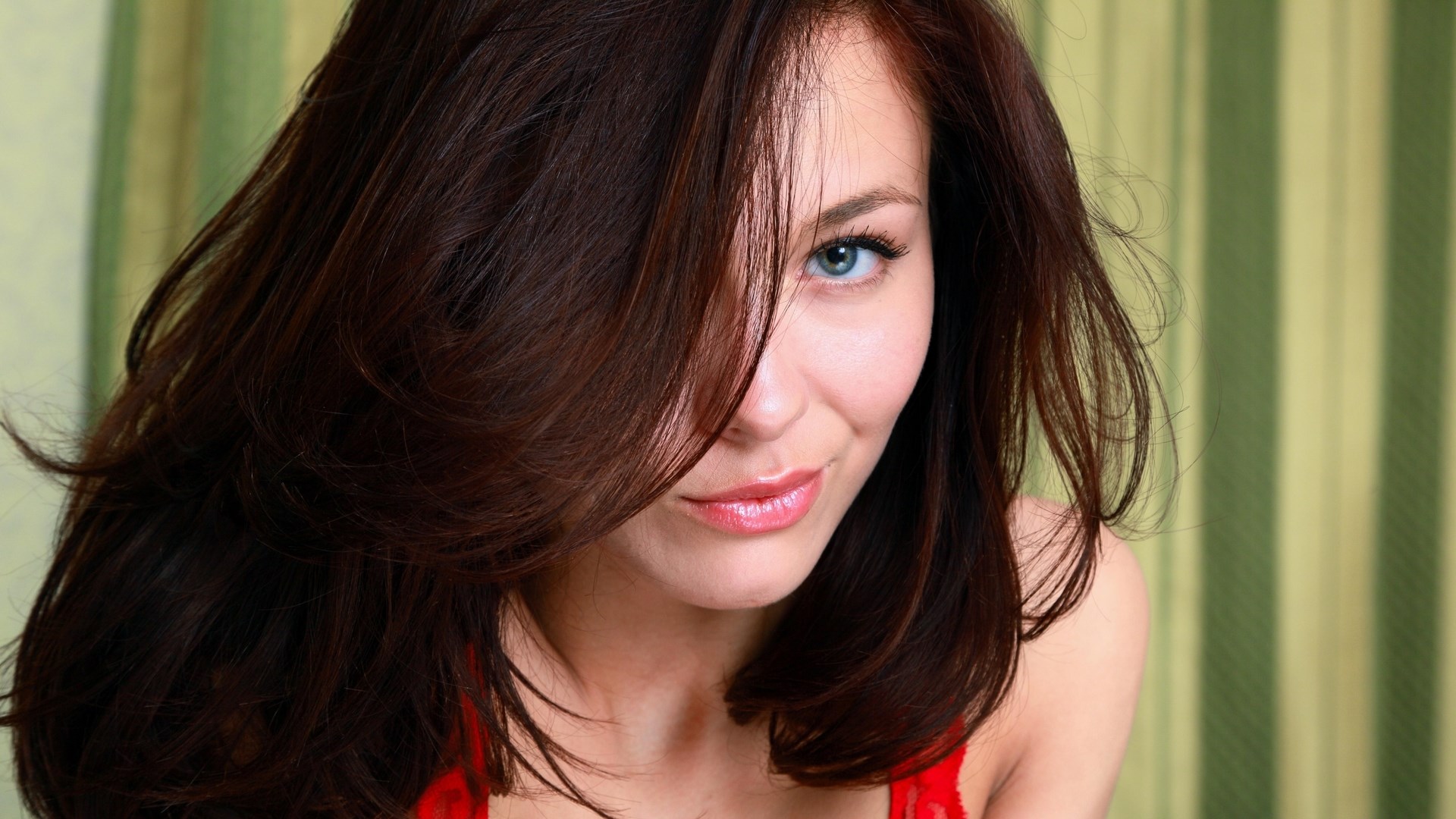 Woman with dark hair and blue eyes HD Wallpaper