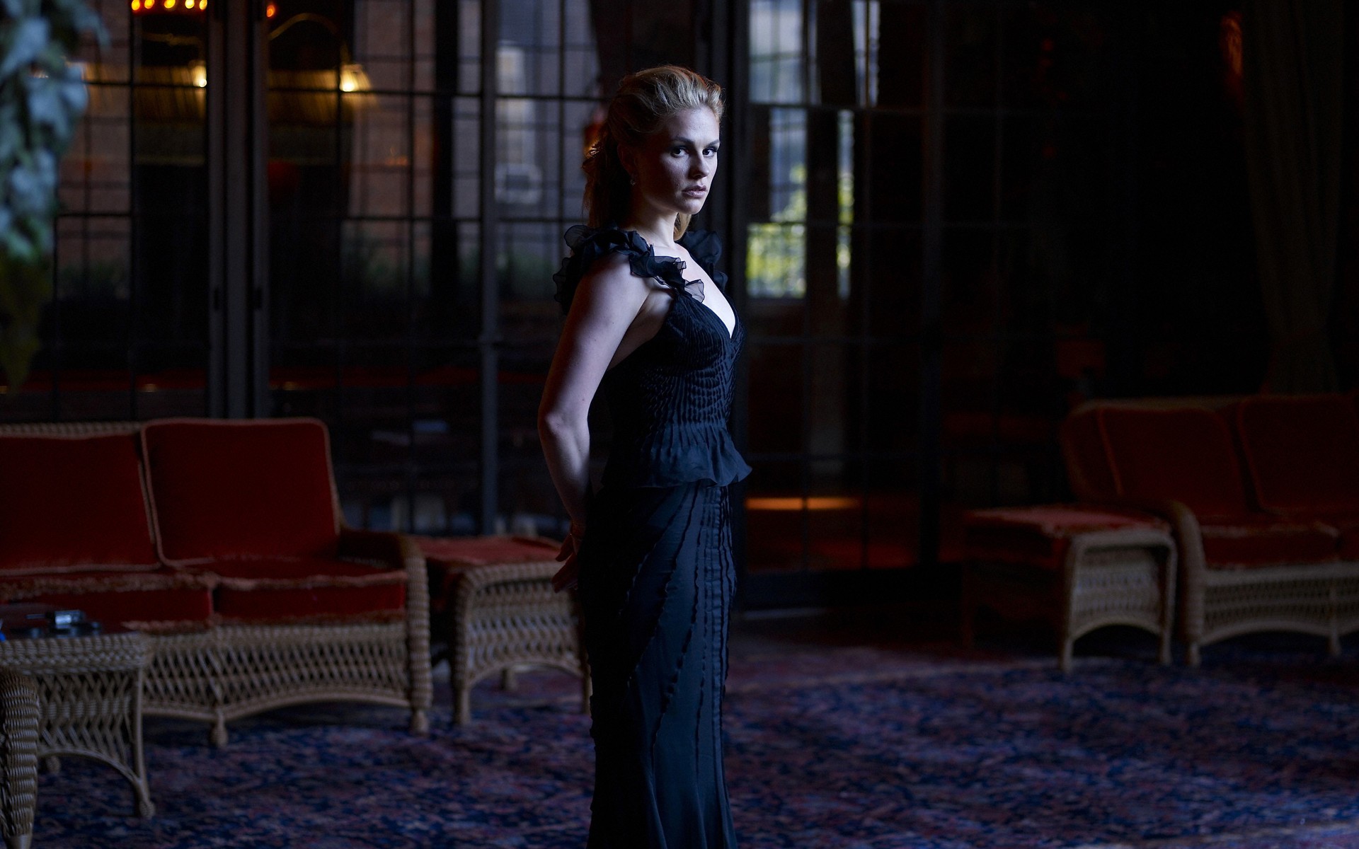 Anna Paquin in a black dress HD Wallpaper