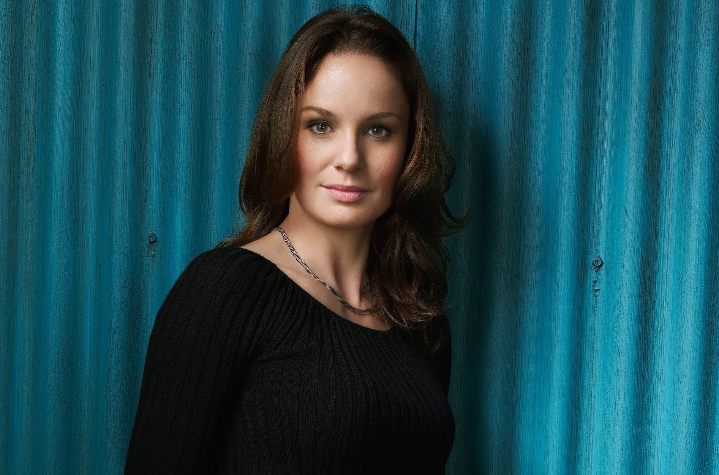 Sarah Wayne Callies HD Wallpaper
