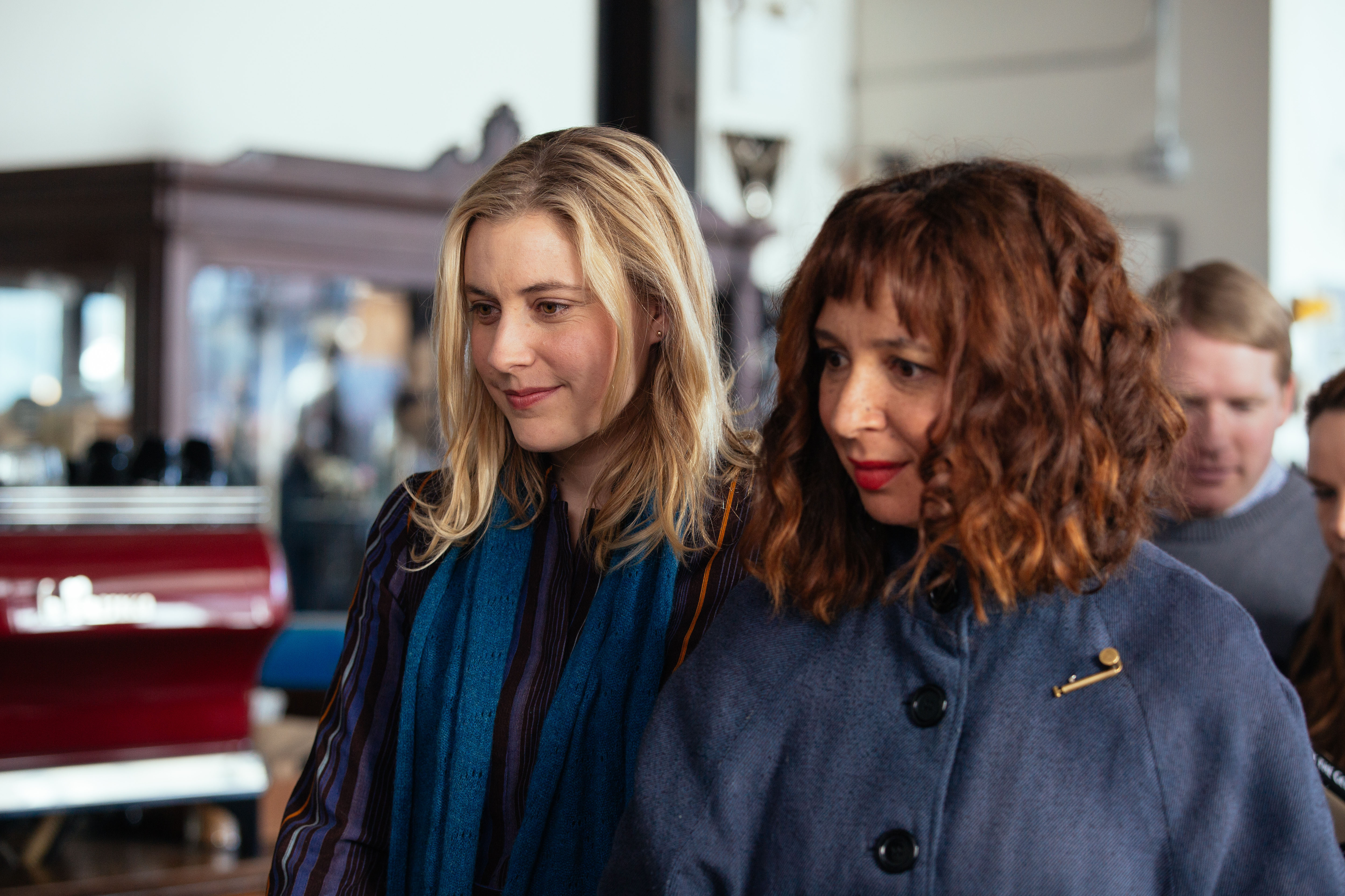 Greta Gerwig and Maya Rudolph in a cafe HD Wallpaper