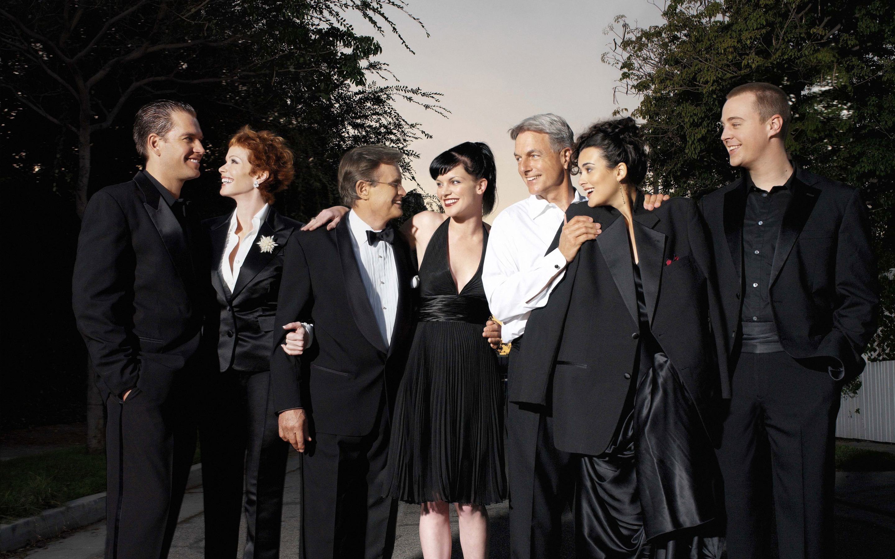 NCIS Cast in Formal Attire HD Wallpaper