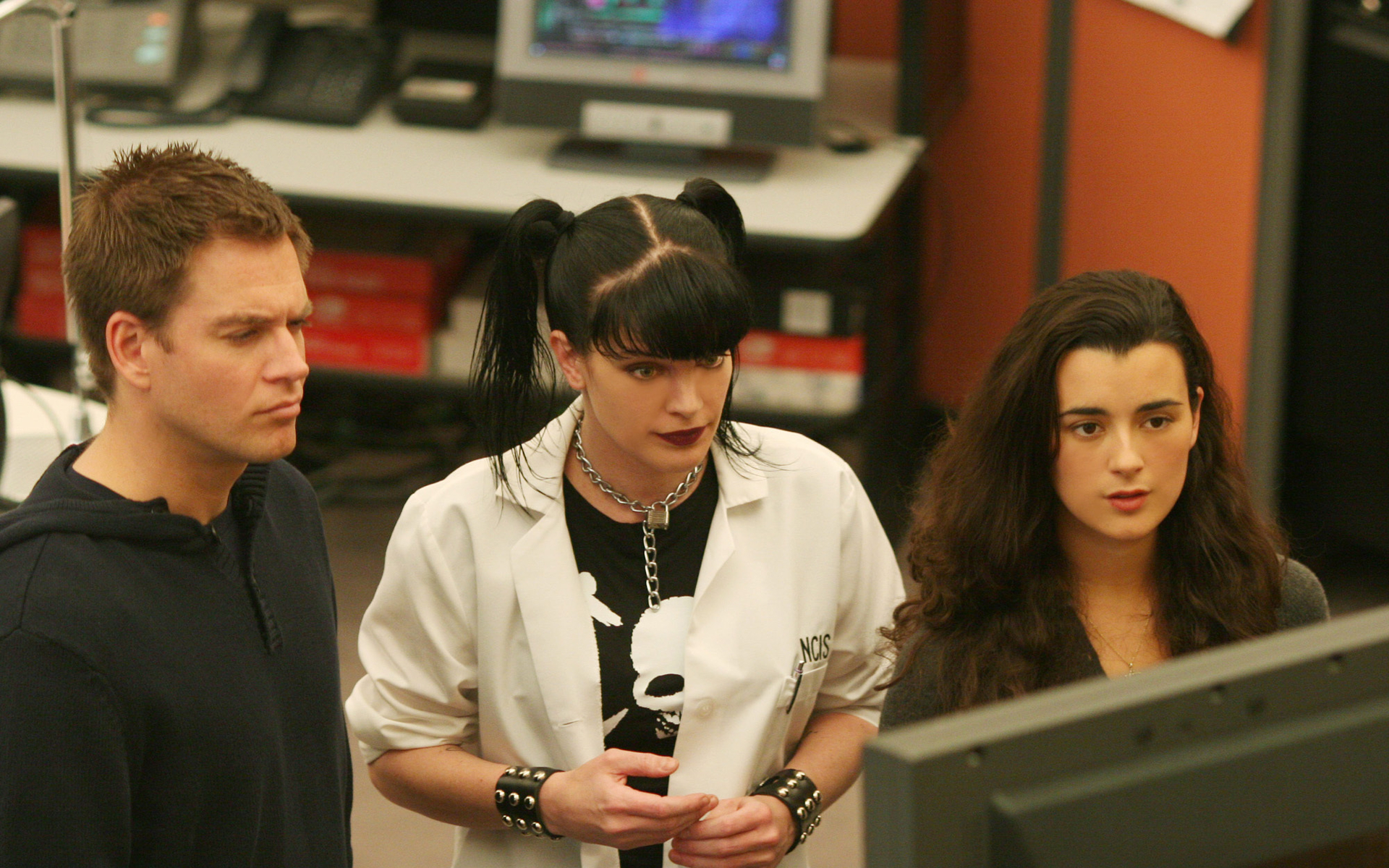 NCIS: Abby Sciuto, Tony DiNozzo, Ziva David HD Wallpaper