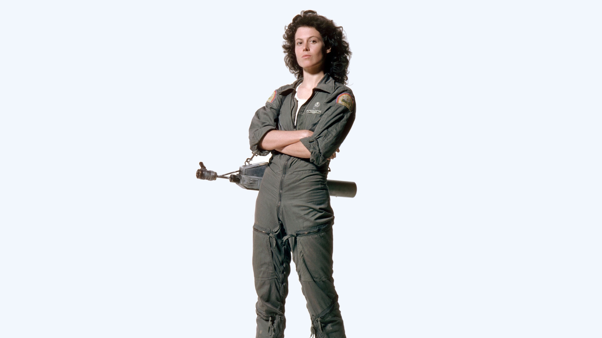 Ellen Ripley from Alien with a flamethrower HD Wallpaper