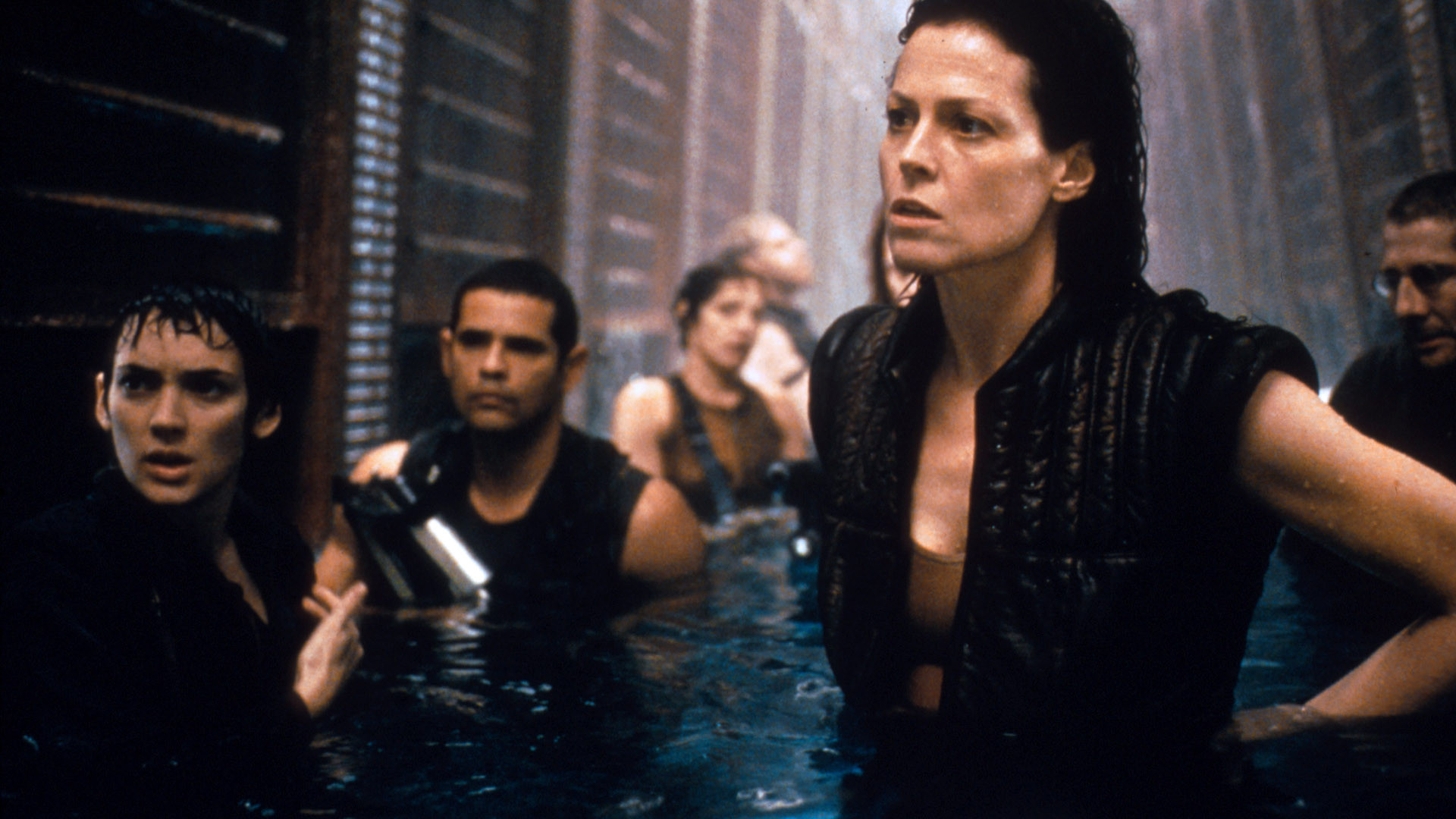 Ripley from Alien in water with crew HD Wallpaper