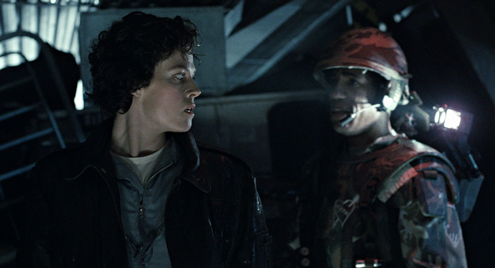 Ripley and soldier from Alien HD Wallpaper