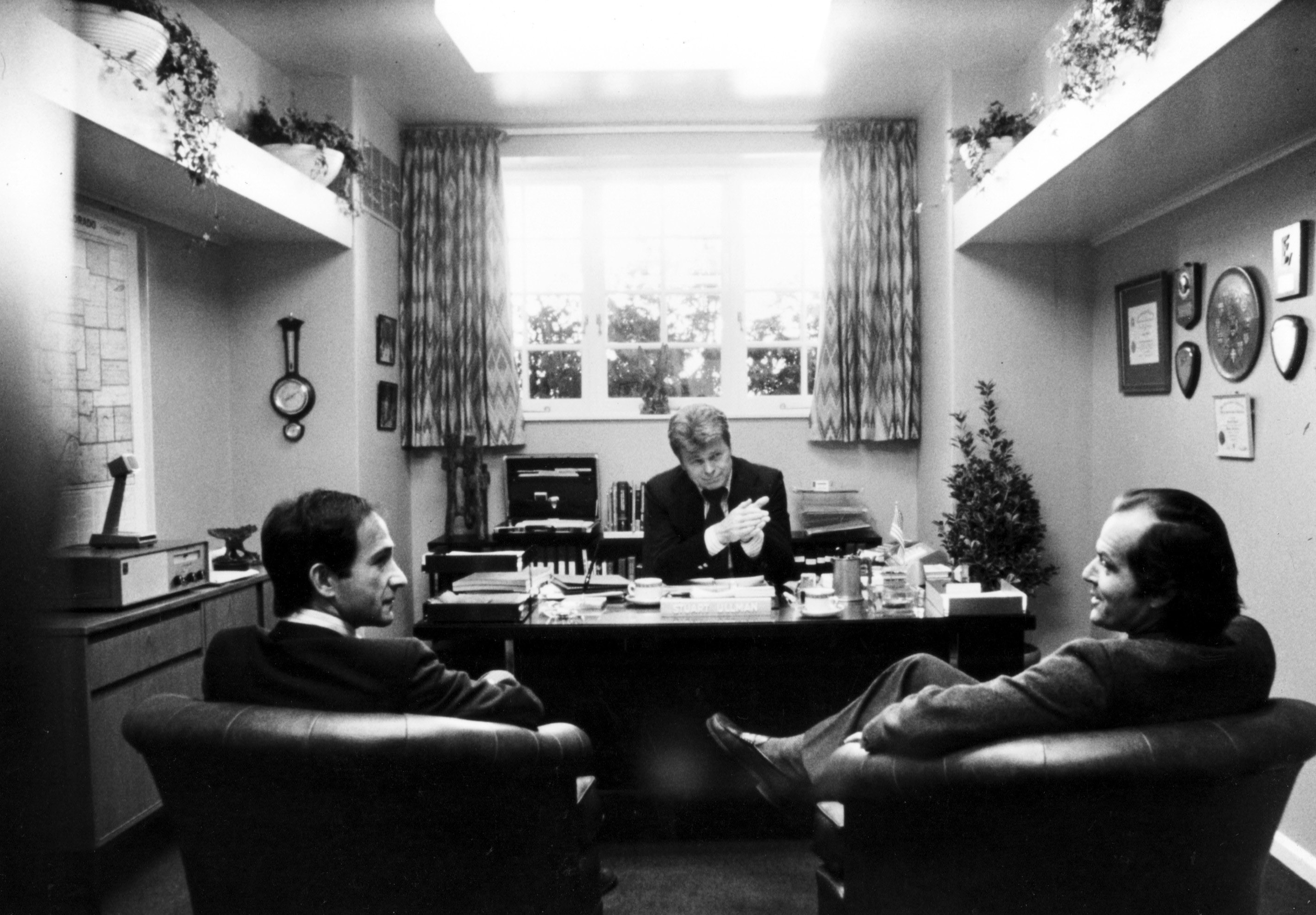 Jack Nicholson in an office with two men HD Wallpaper
