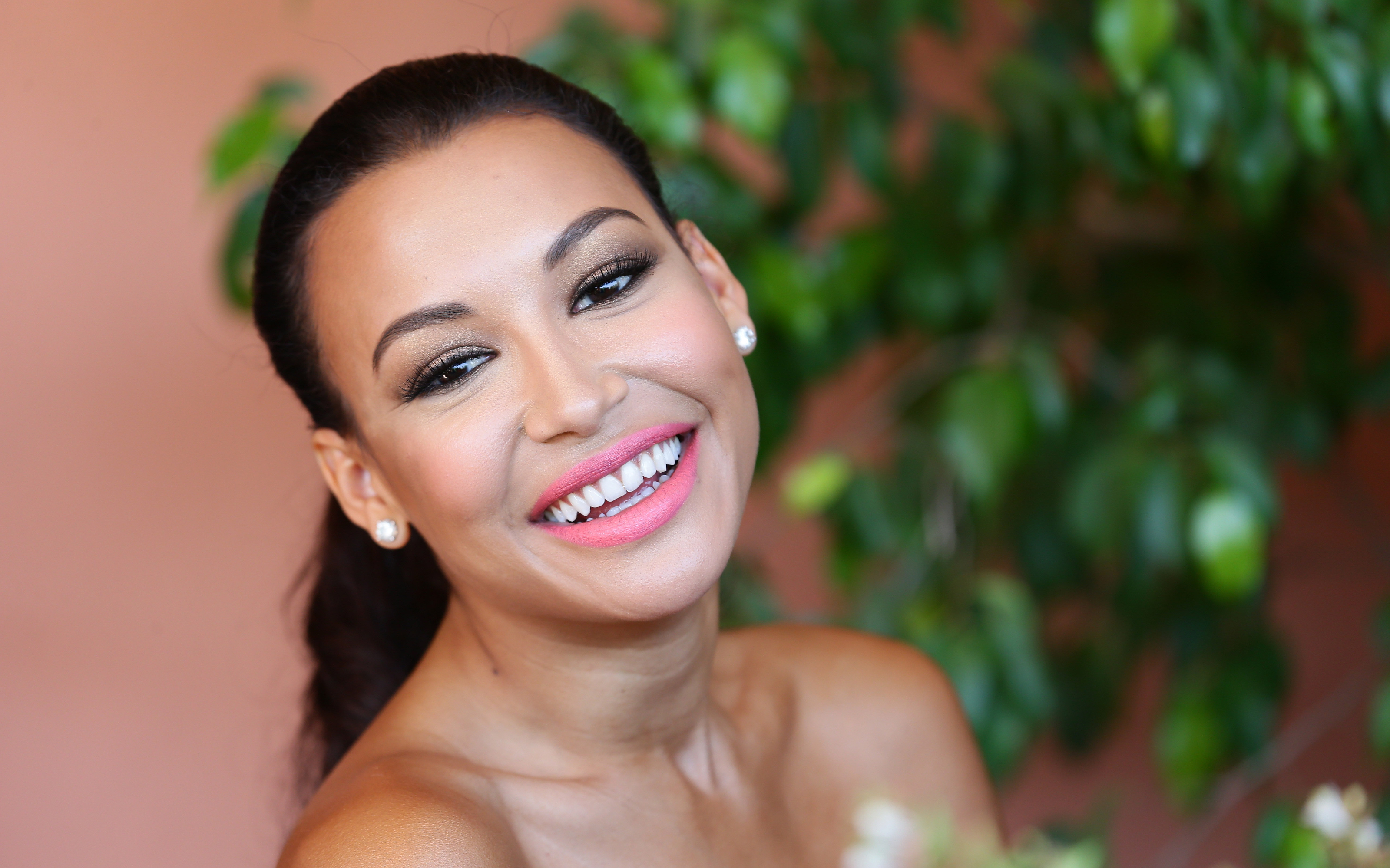 Naya Rivera HD Wallpaper