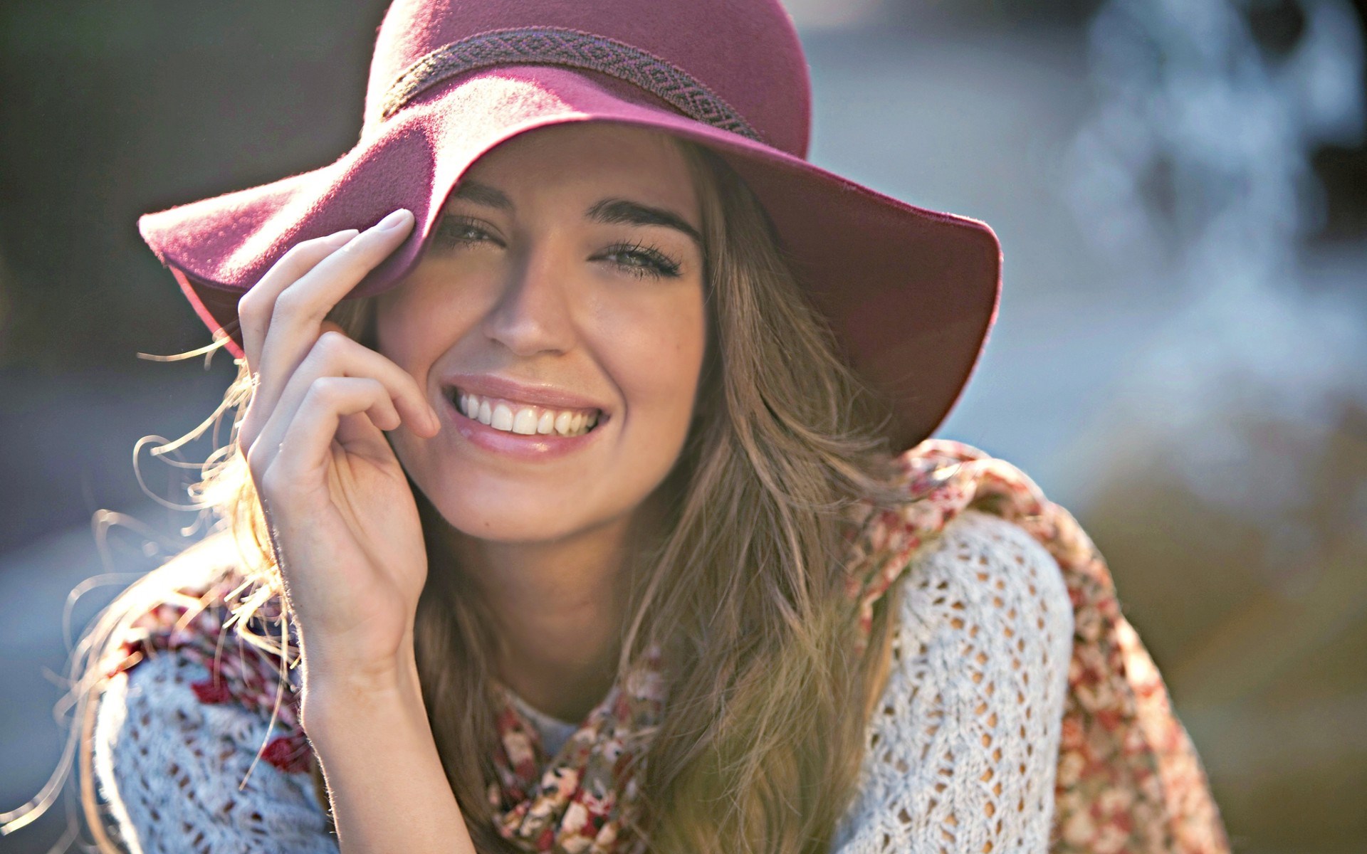 Woman in a hat and scarf smiling HD Wallpaper