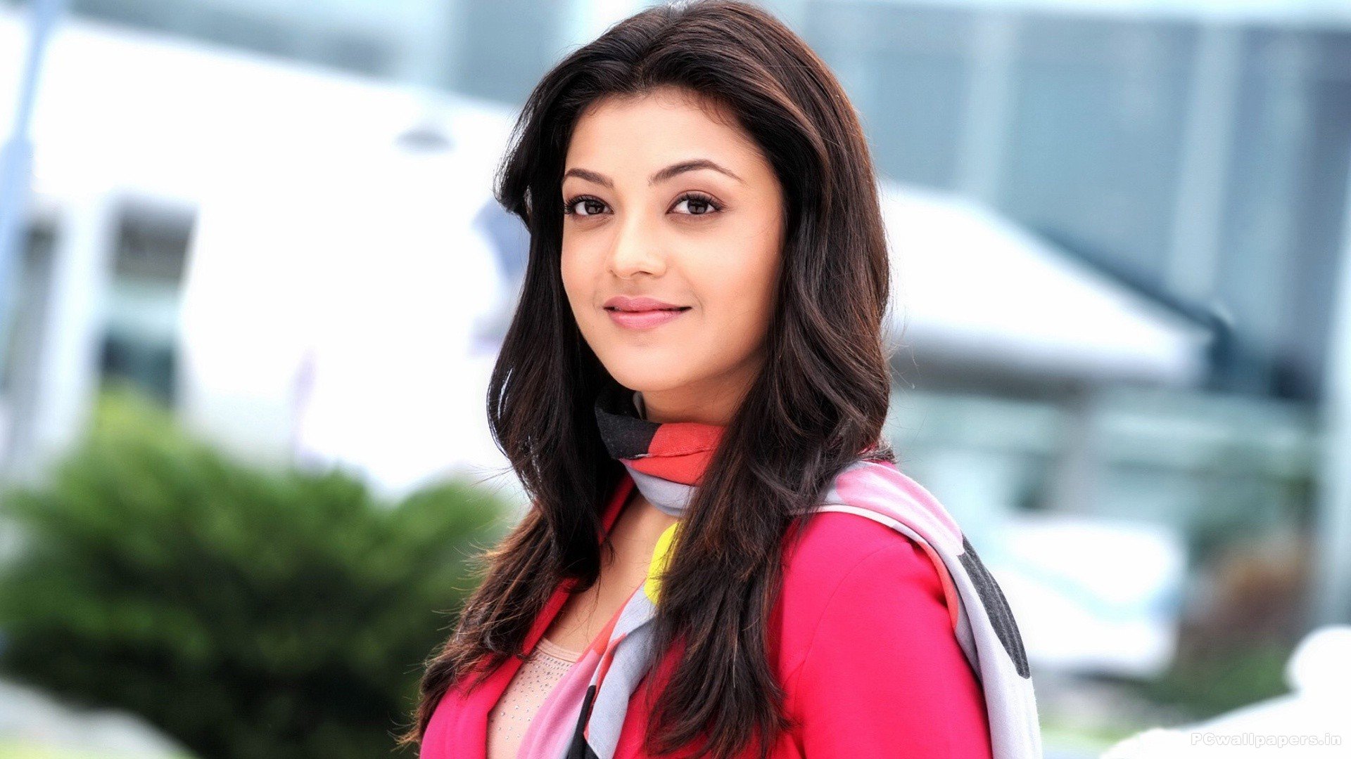 Kajal Agarwal HD Wallpaper
