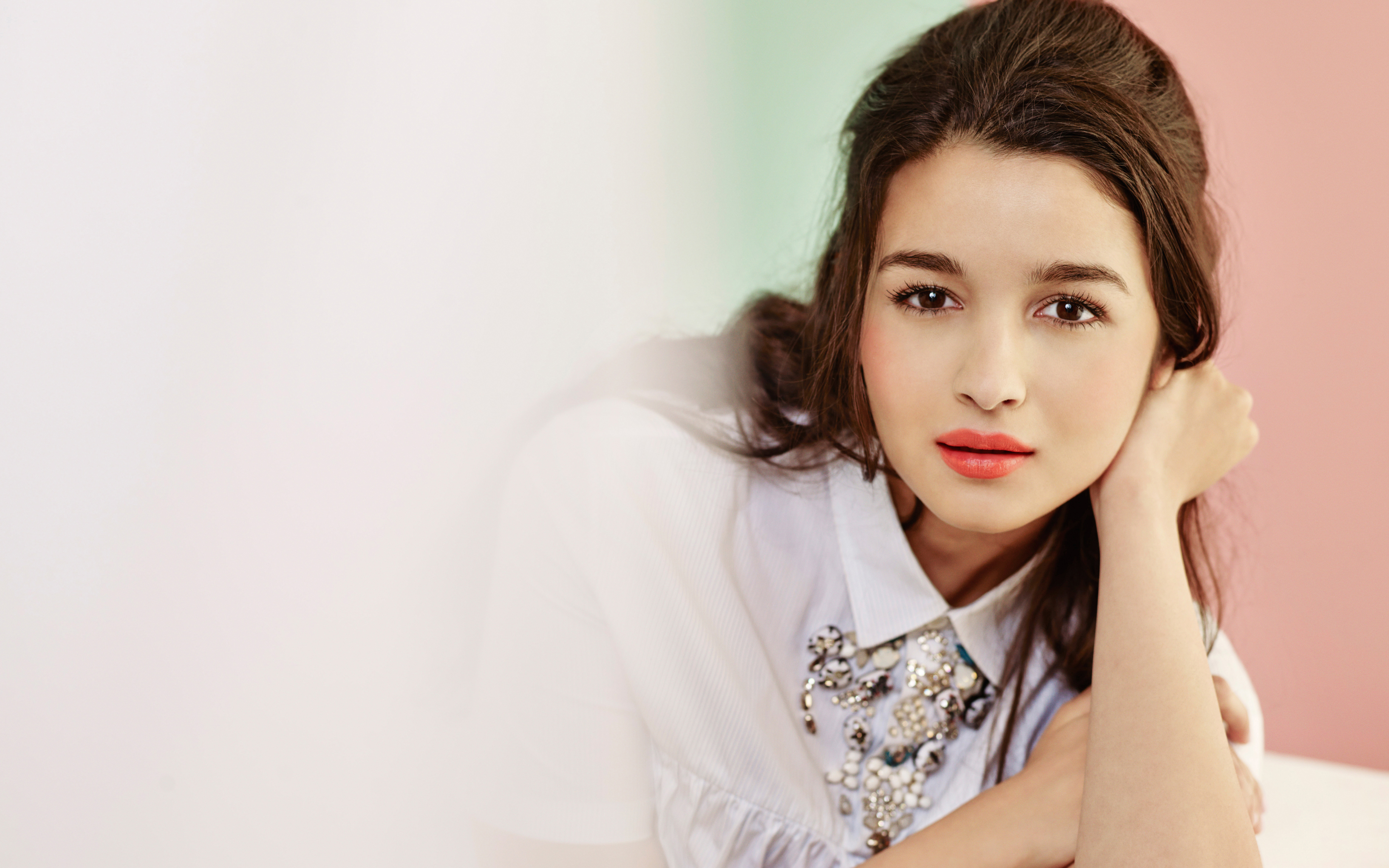 Alia Bhatt HD Wallpaper
