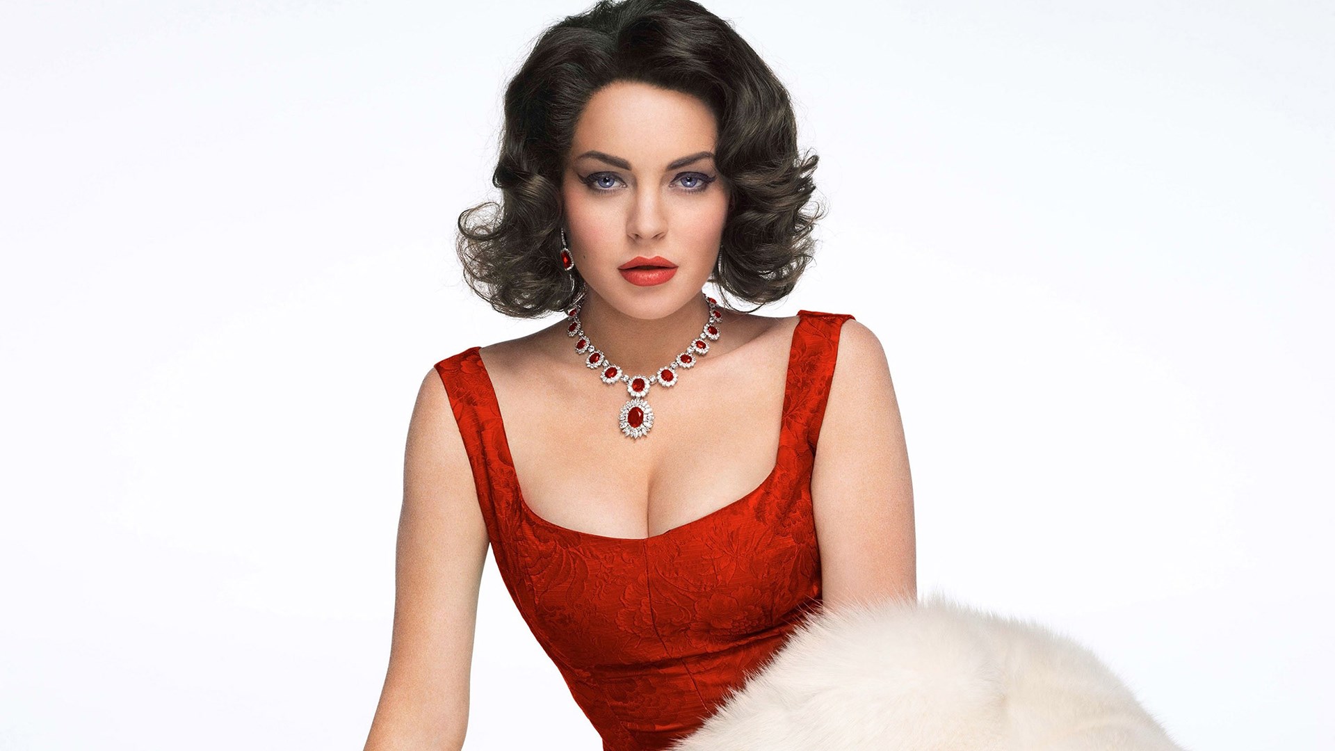 Woman in red dress with ruby necklace HD Wallpaper