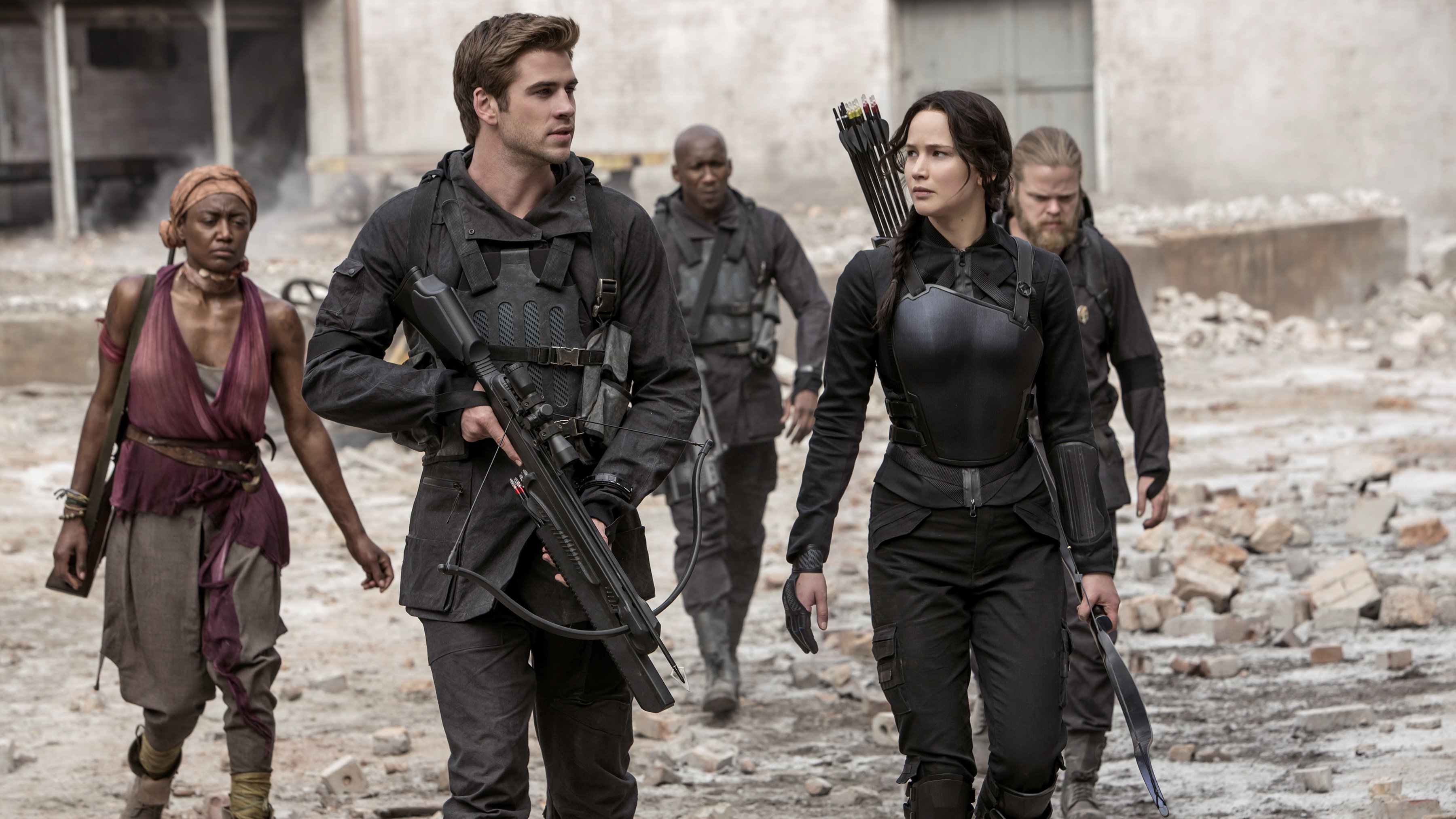 Liam Hemsworth and Jennifer Lawrence in The Hunger Games HD Wallpaper