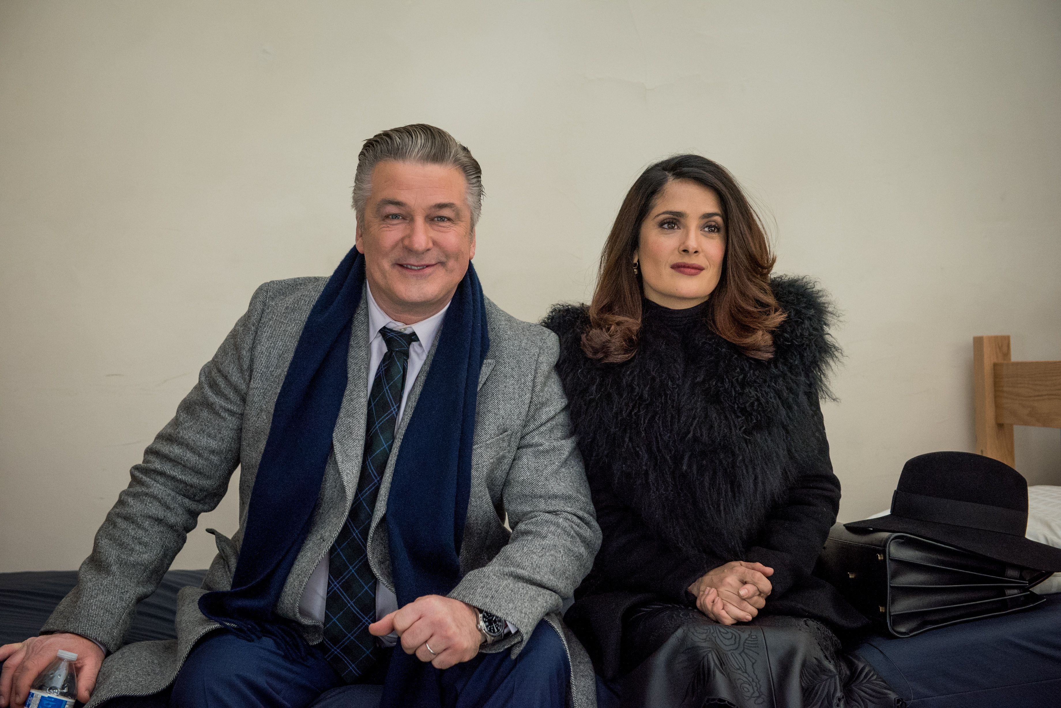 Alec Baldwin and Salma Hayek HD Wallpaper