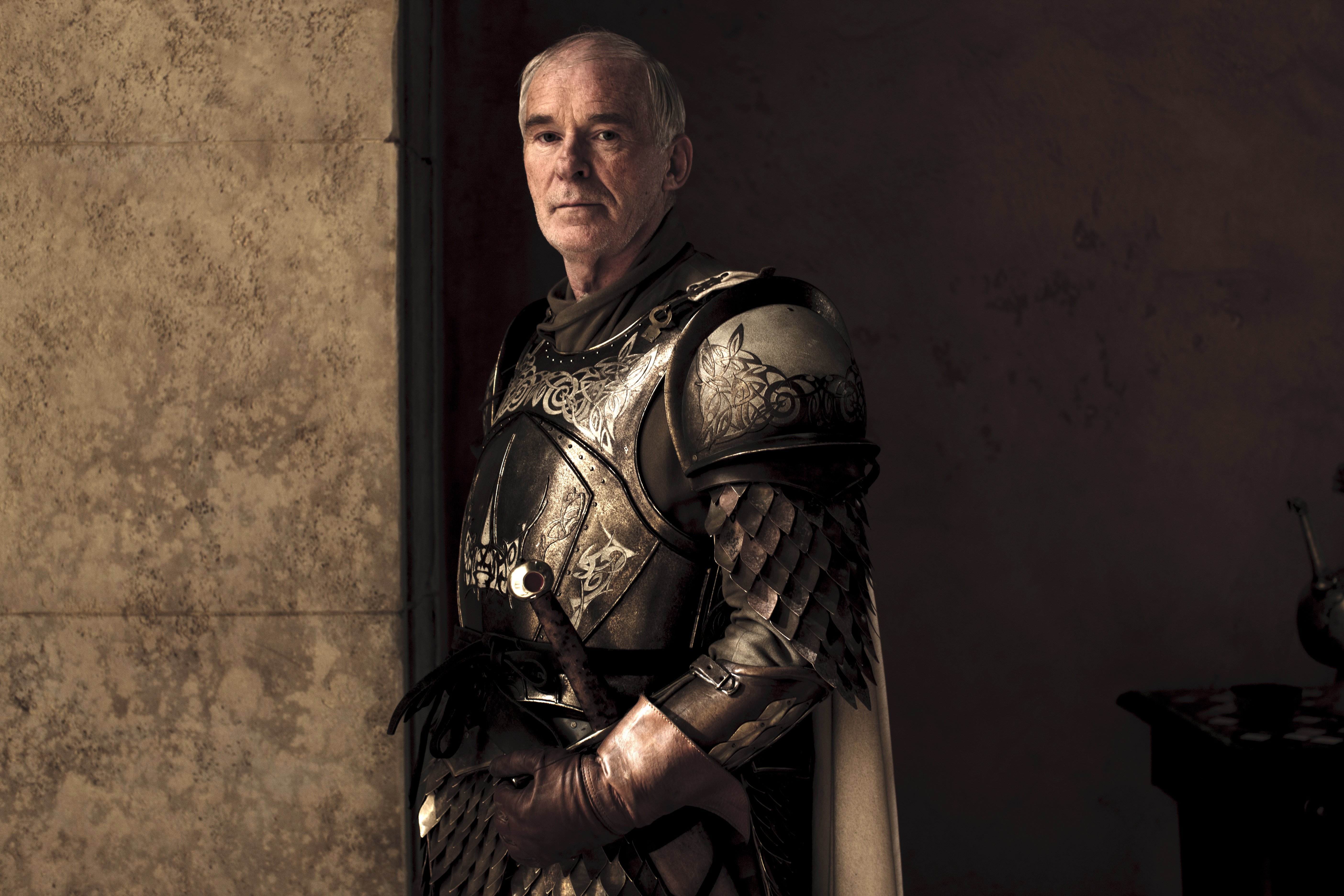 Ian McElhinney in armor HD Wallpaper