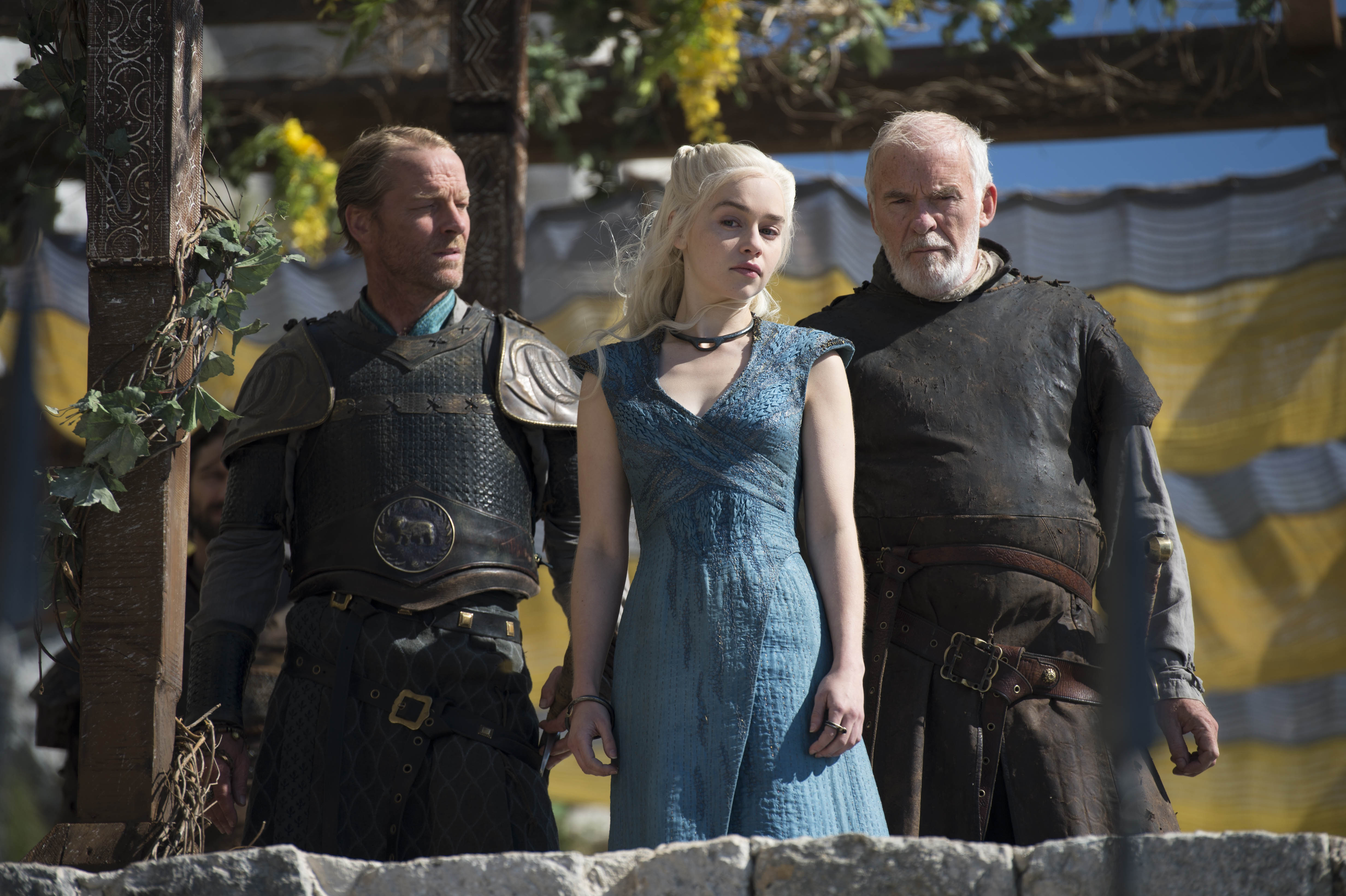 Daenerys Targaryen with Jorah Mormont and Barristan Selmy HD Wallpaper