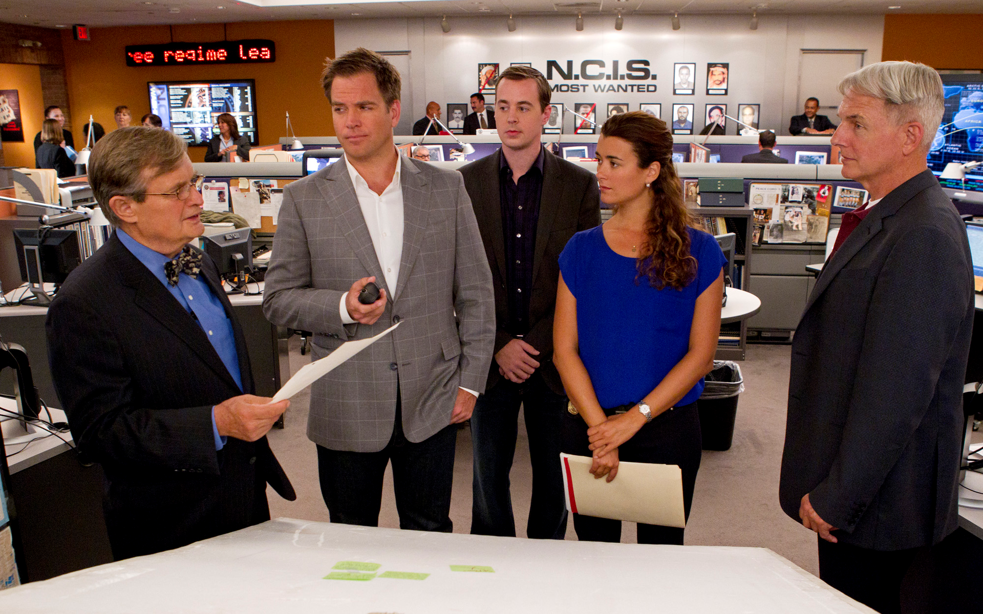 NCIS Most Wanted team in office HD Wallpaper
