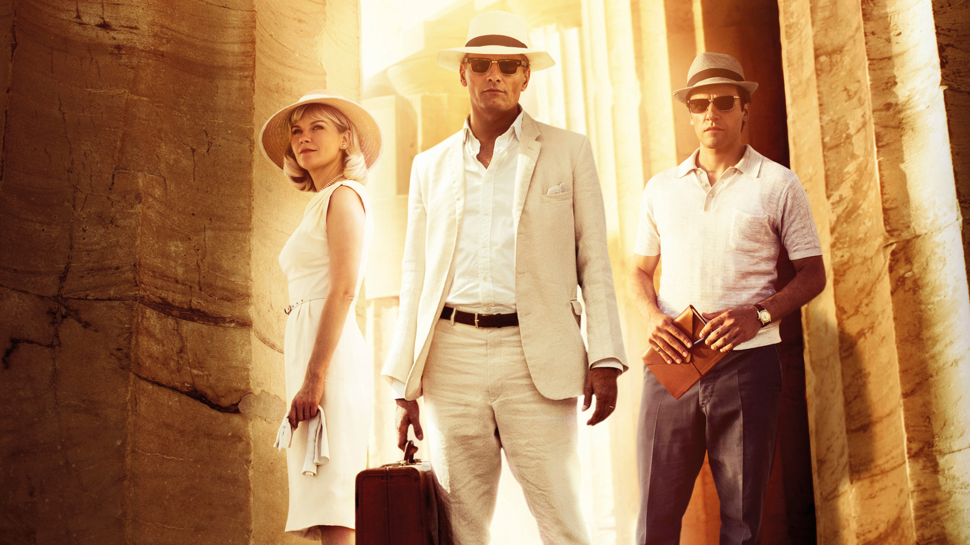 Viggo Mortensen and two others in ancient ruins HD Wallpaper