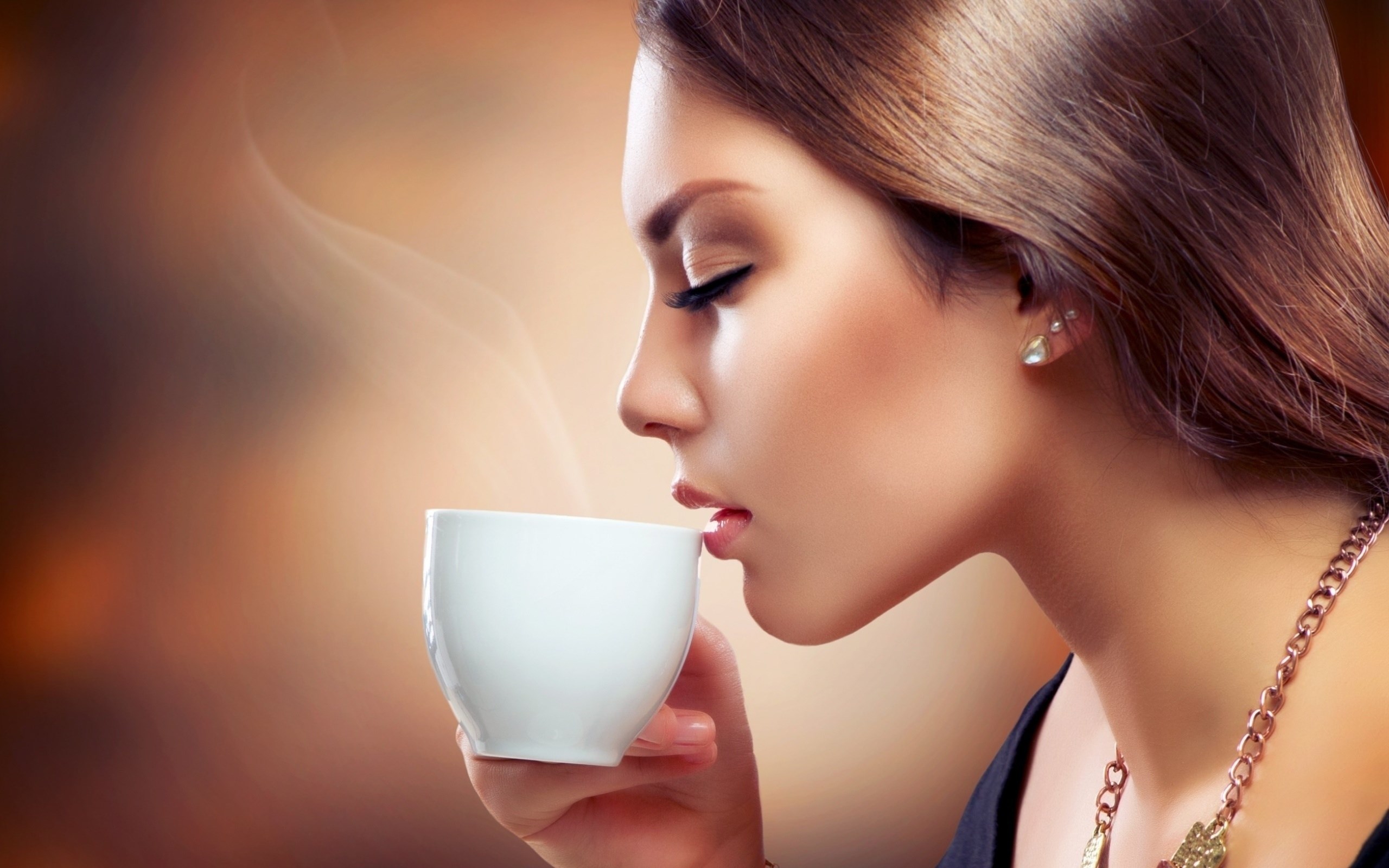 Woman drinking coffee with steam HD Wallpaper