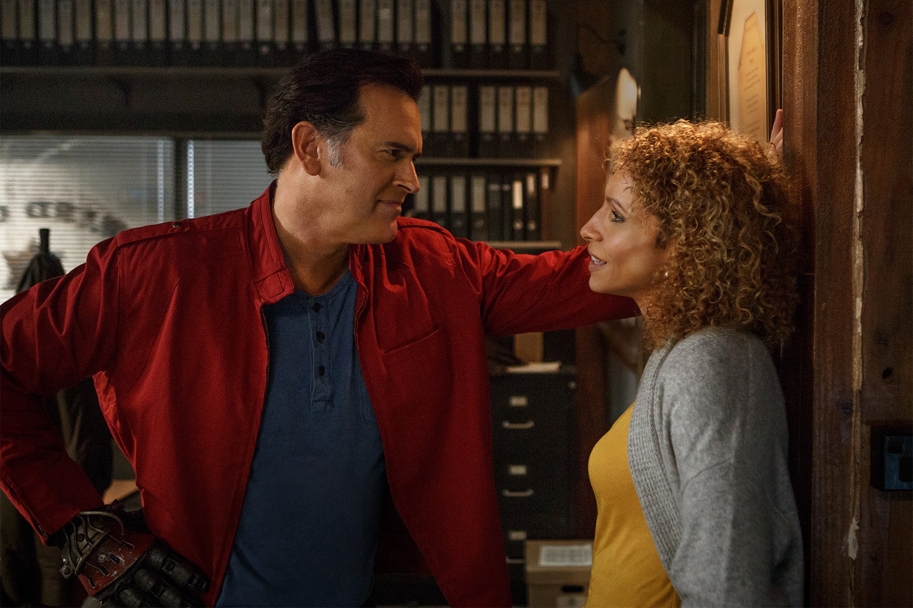 Bruce Campbell and Michelle Hurd in Ash vs Evil Dead HD Wallpaper