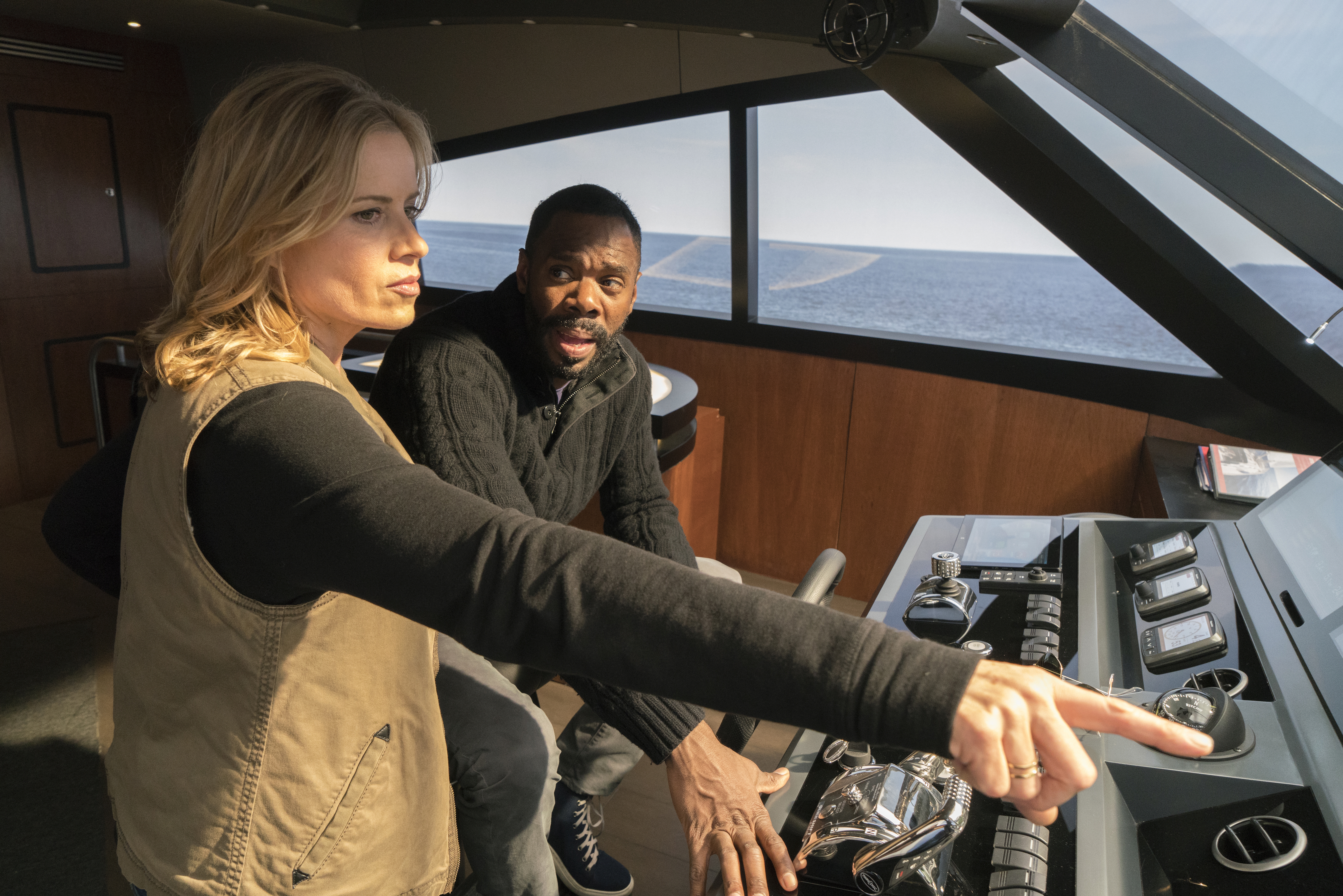 Madison Clark on a boat HD Wallpaper
