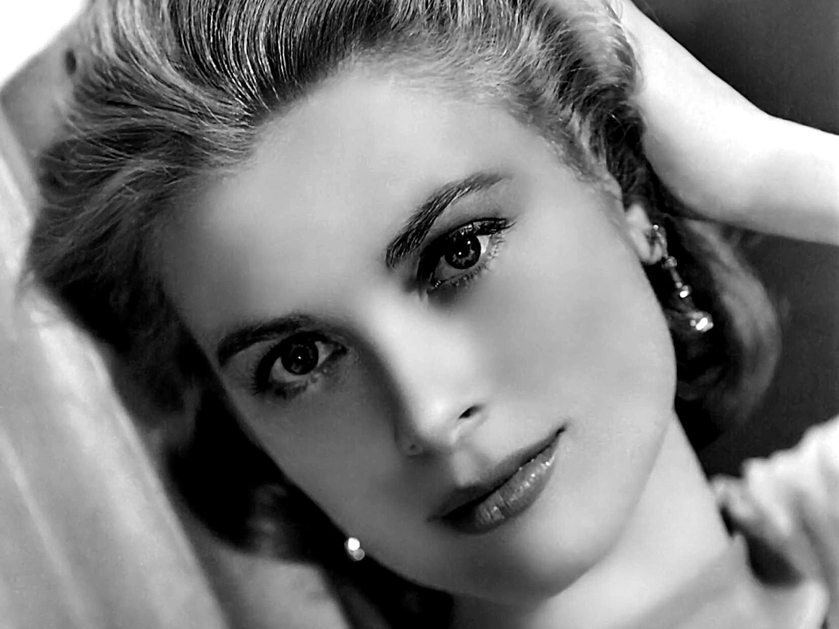 Grace Kelly close-up portrait HD Wallpaper