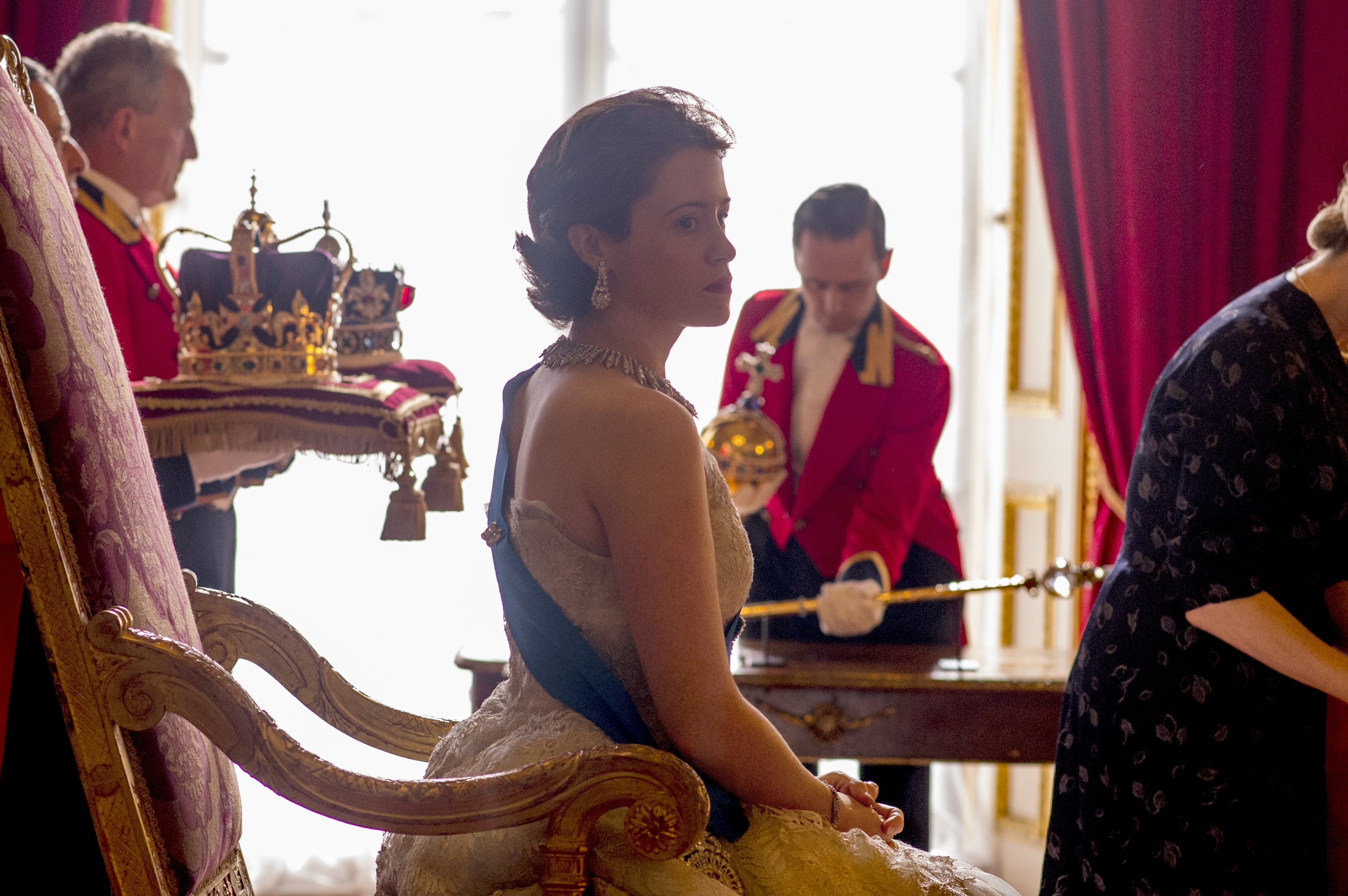 Claire Foy as Queen Elizabeth II during coronation HD Wallpaper