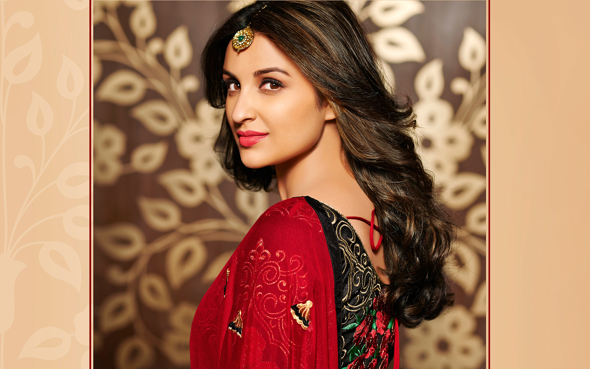 Parineeti Chopra in red and black saree HD Wallpaper