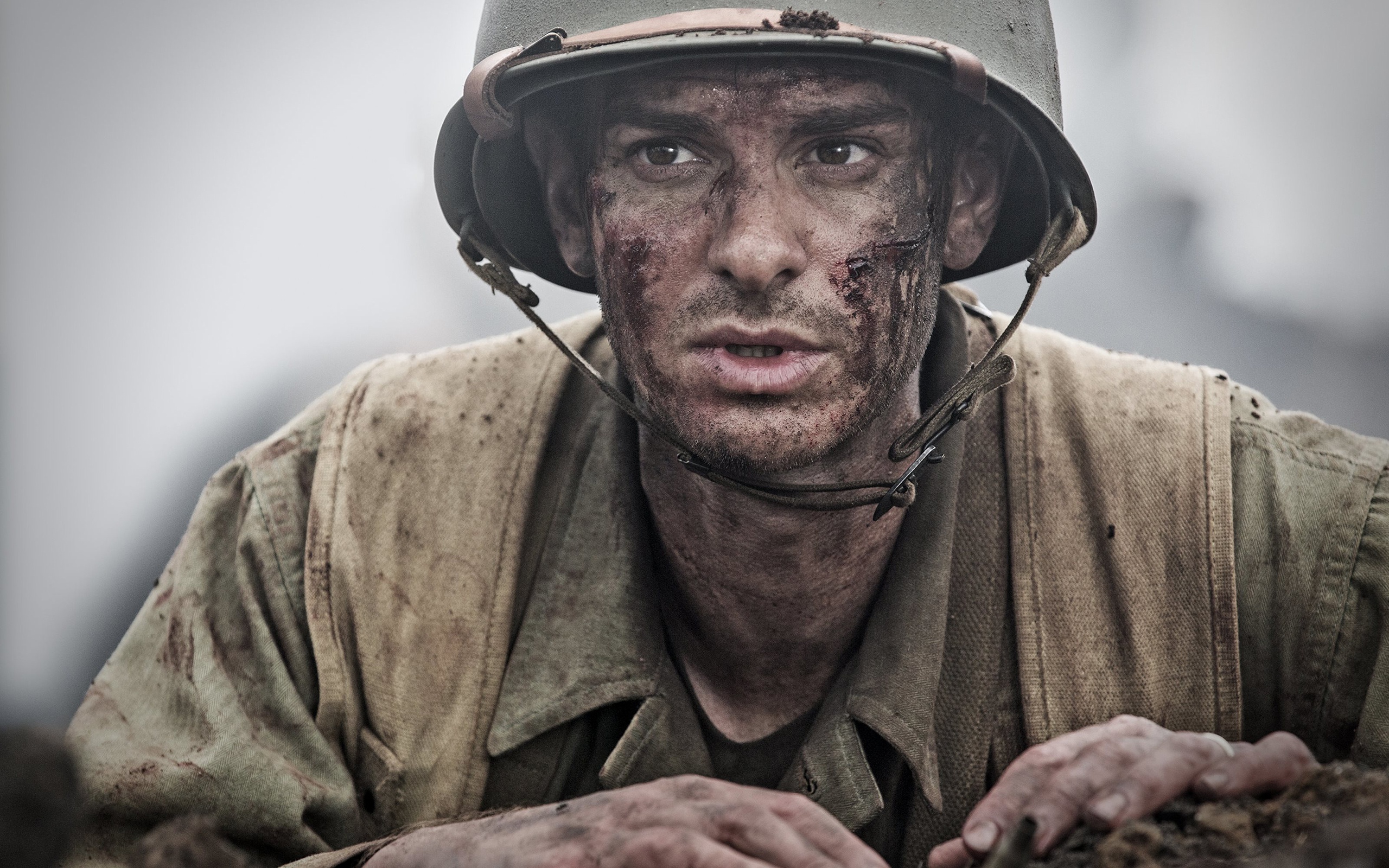 Andrew Garfield as Desmond Doss in Hacksaw Ridge HD Wallpaper