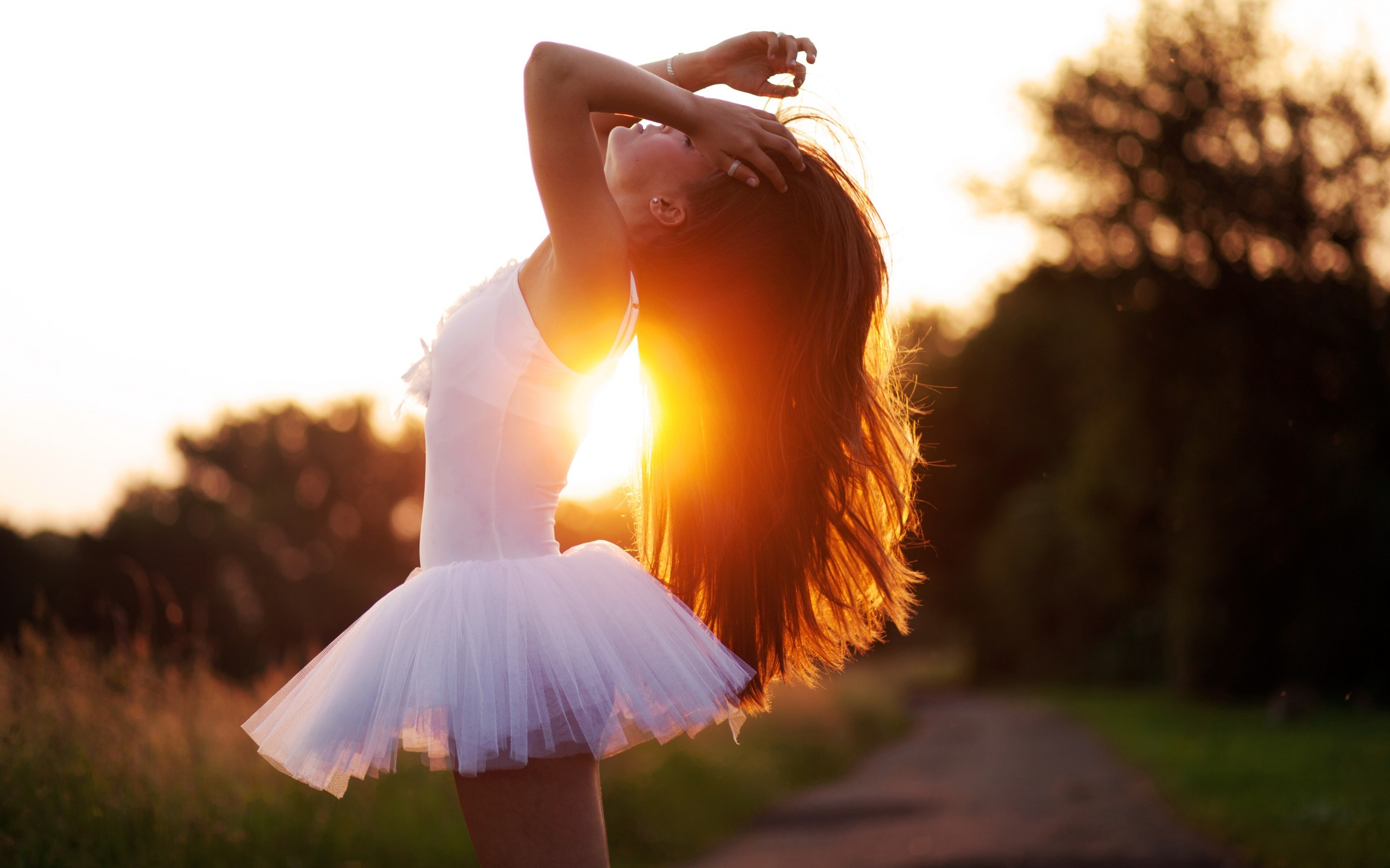 Ballerina dancing at sunset HD Wallpaper