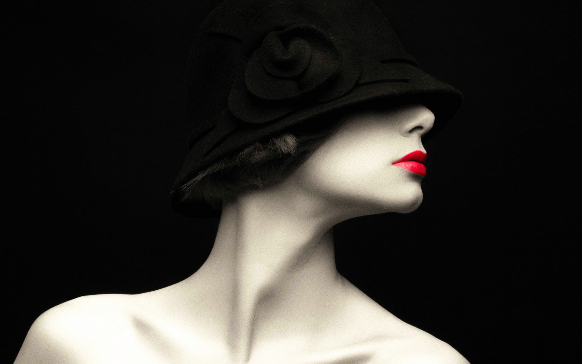 Woman in a black hat with red lips HD Wallpaper