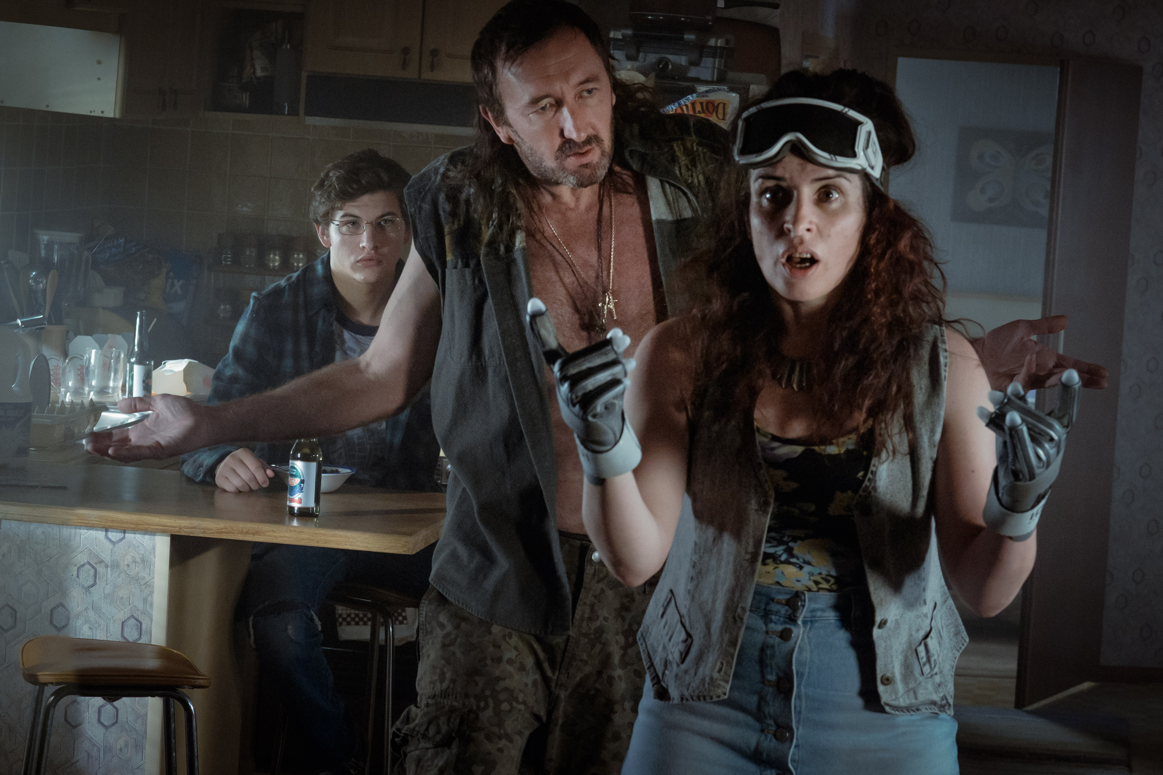 Tye Sheridan in a post-apocalyptic setting HD Wallpaper