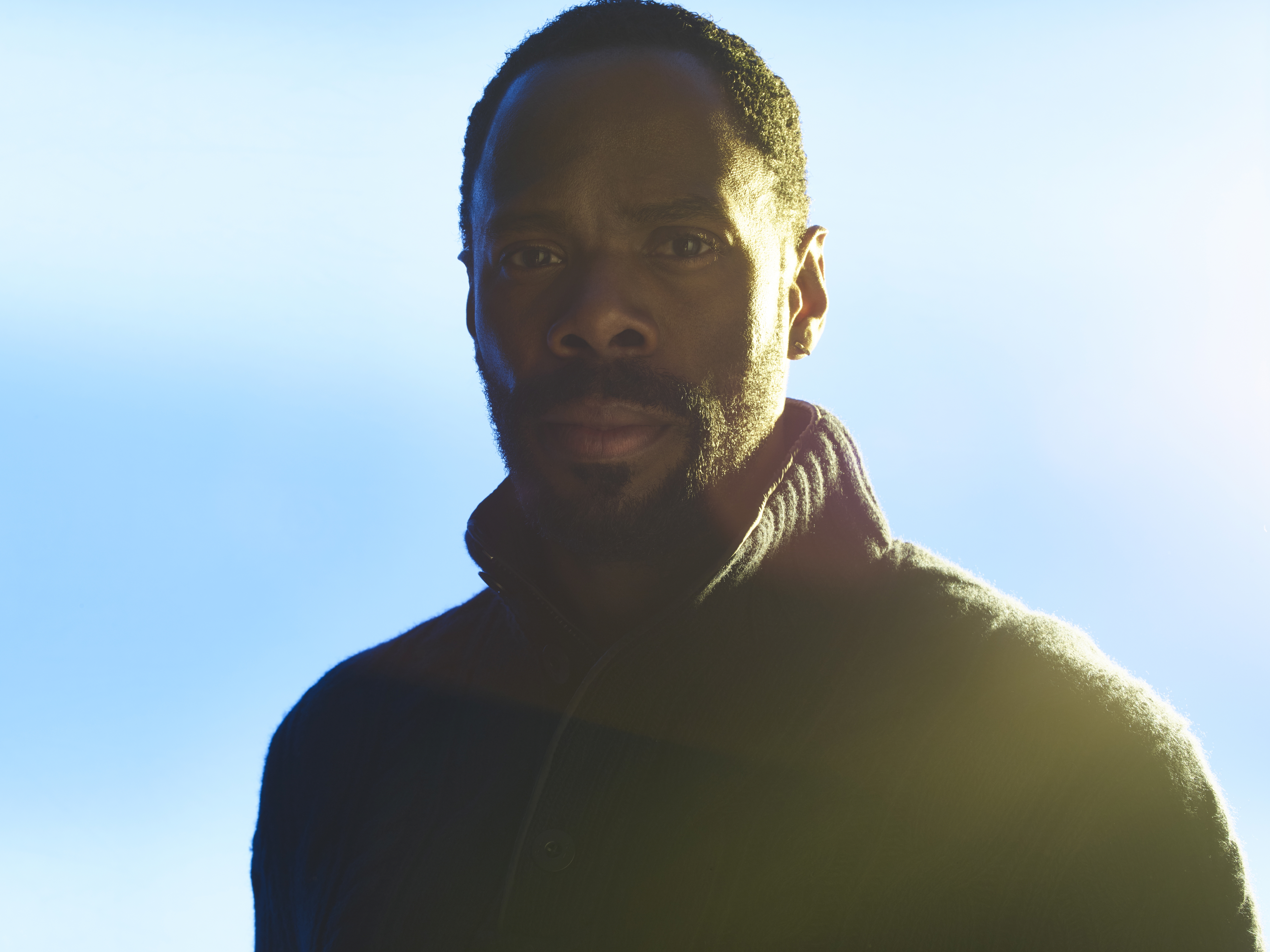 Colman Domingo against a bright blue sky HD Wallpaper
