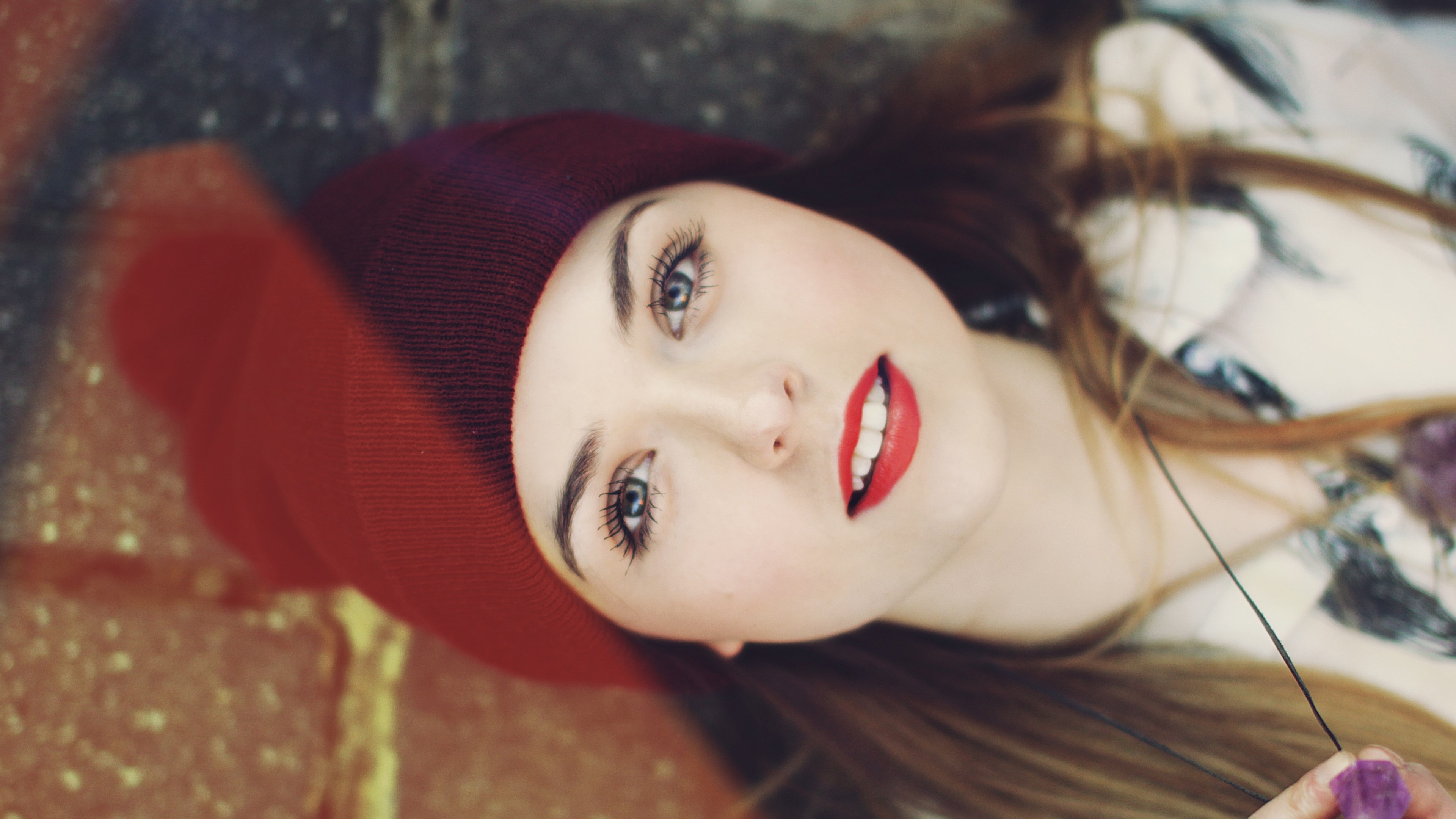 Young woman with red beanie and red lipstick HD Wallpaper