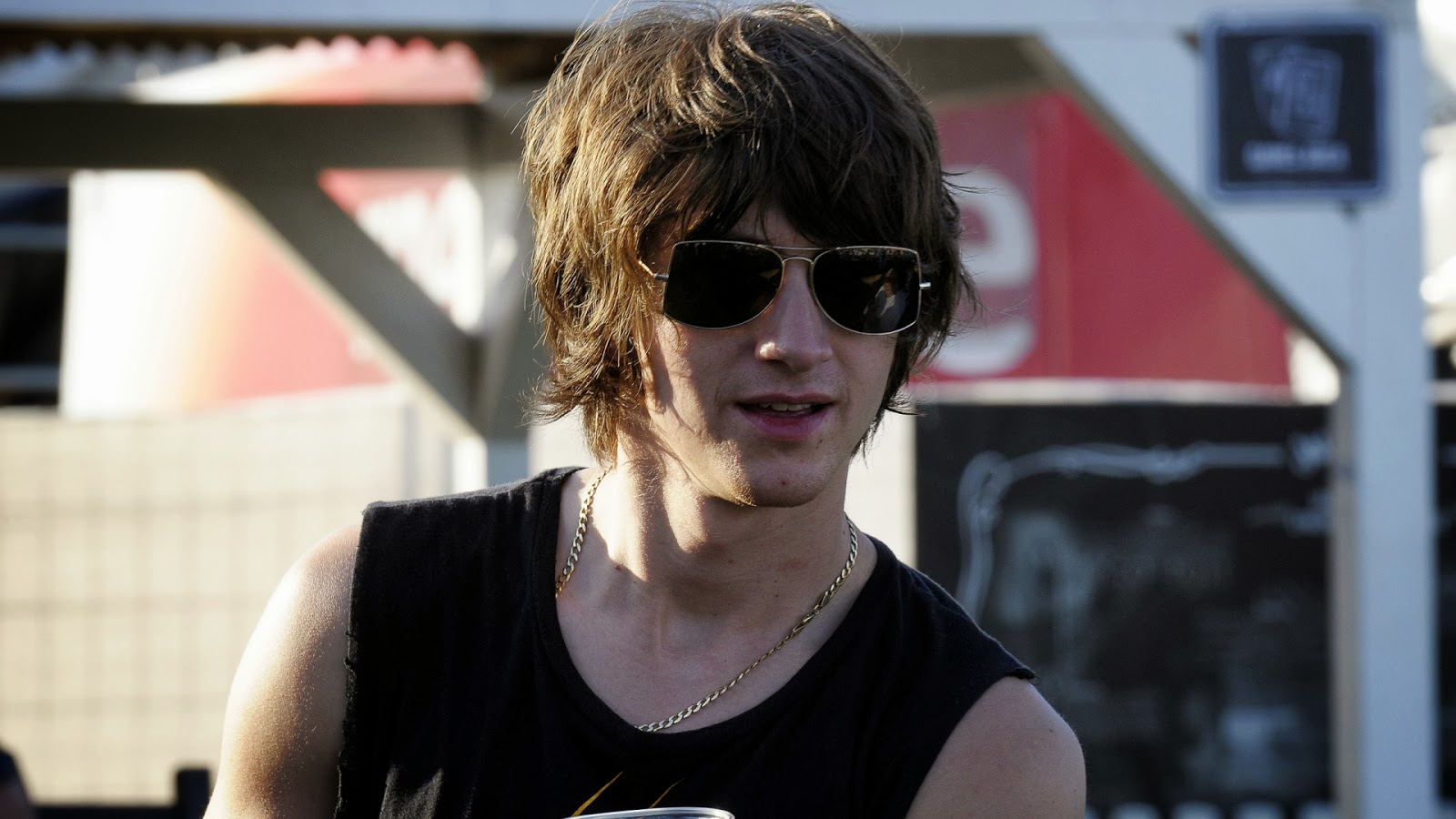 Alex Turner from Arctic Monkeys HD Wallpaper