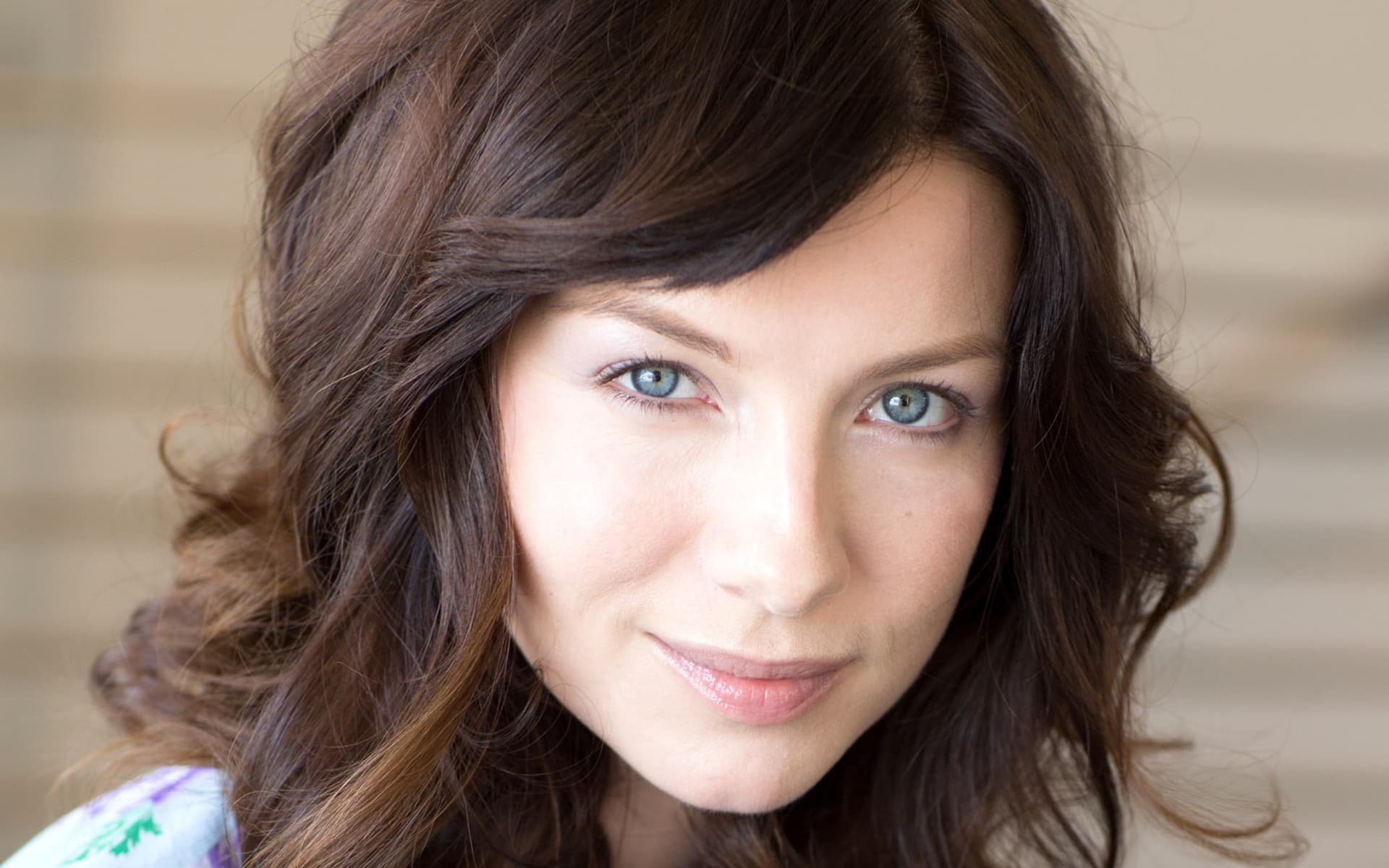 Caitriona Balfe HD Wallpaper