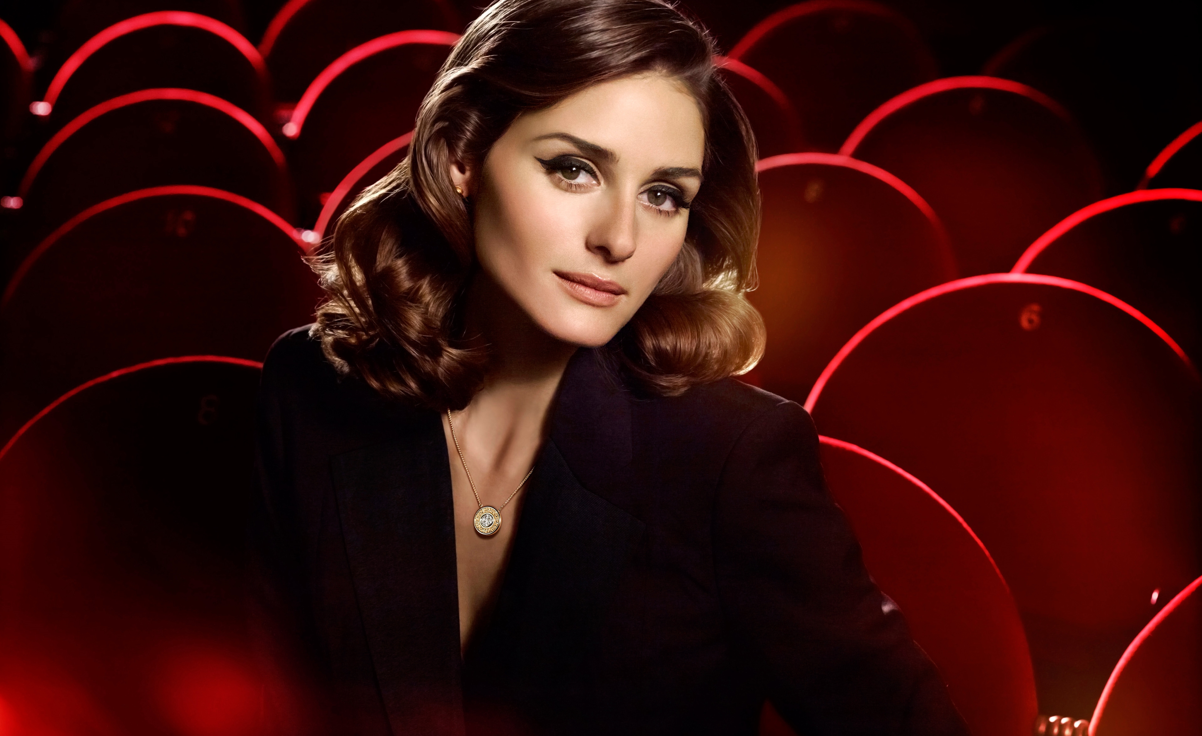 Olivia Palermo in a black blazer with a necklace HD Wallpaper