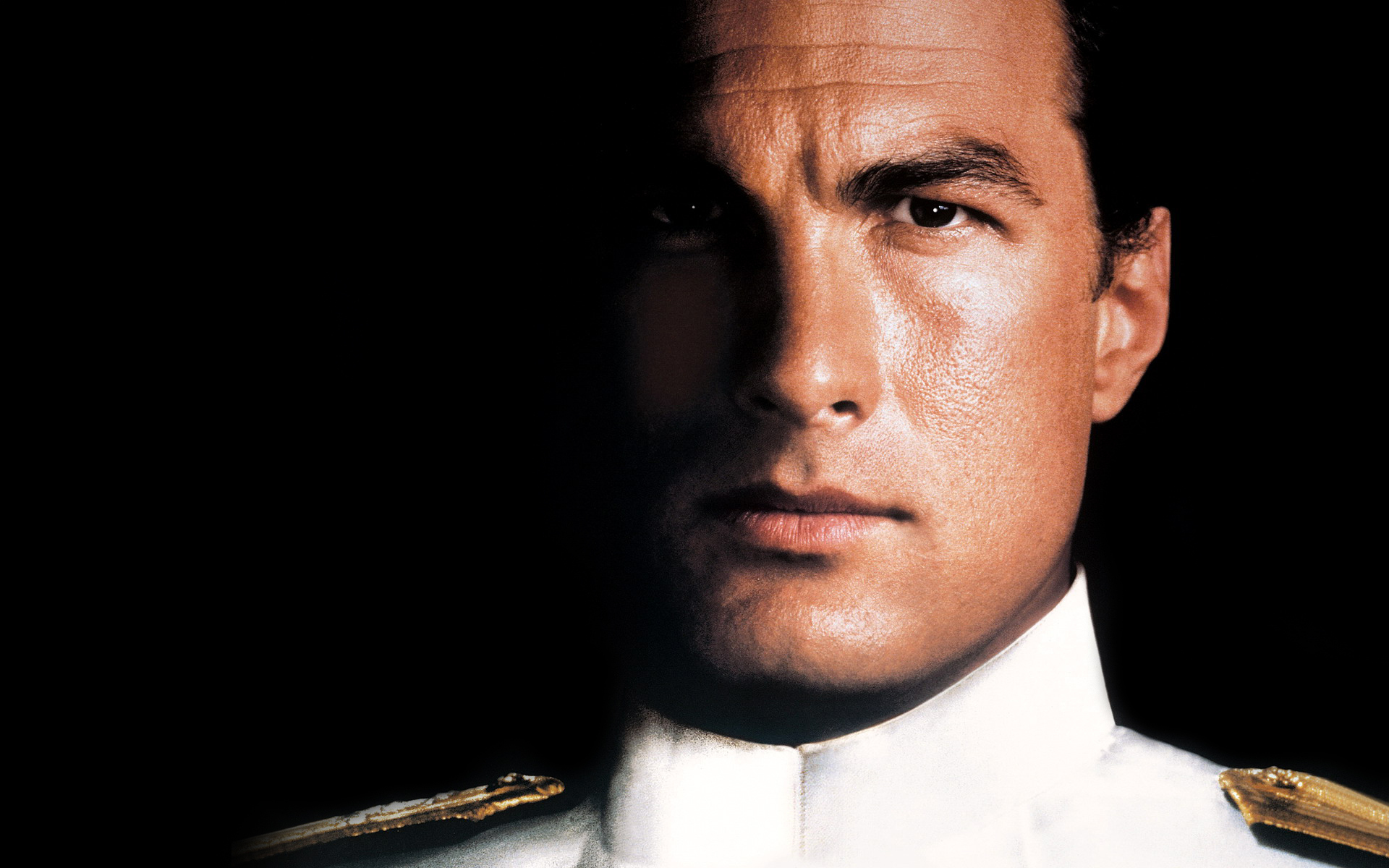 Steven Seagal in uniform HD Wallpaper
