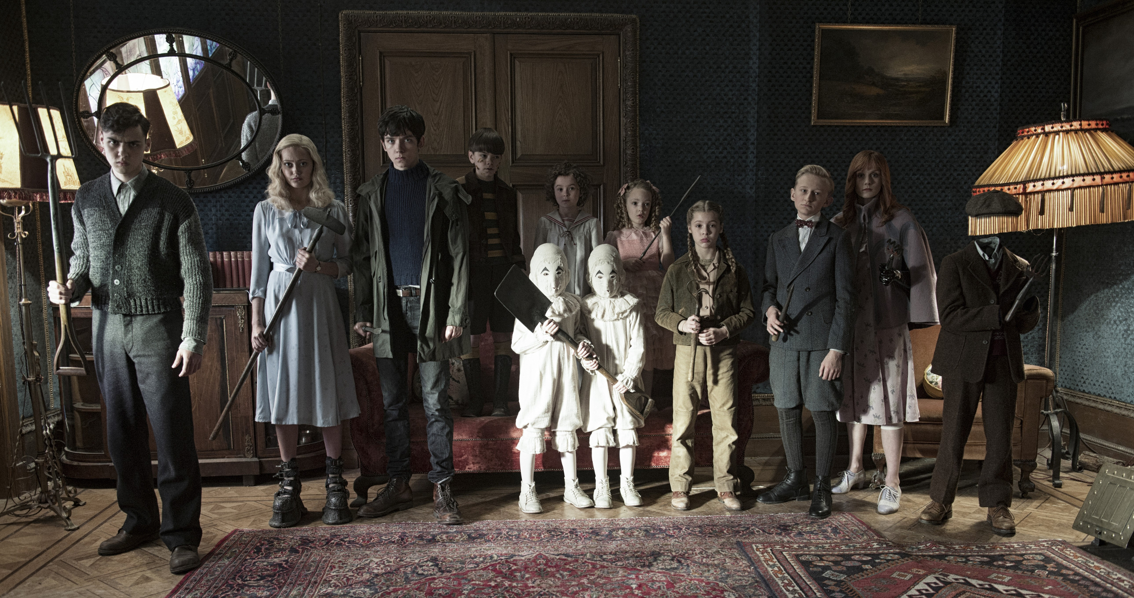 Miss Peregrine's Home for Peculiar Children HD Wallpaper