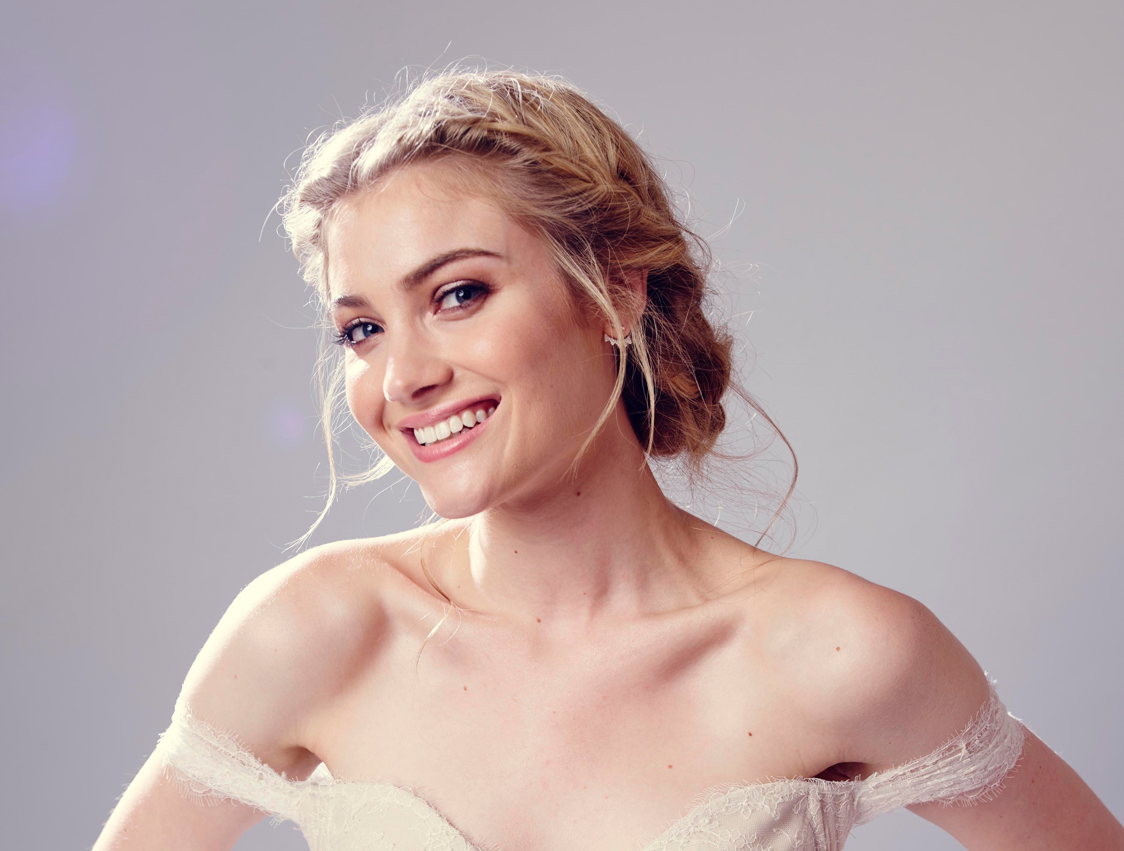 Skyler Samuels in a wedding dress HD Wallpaper
