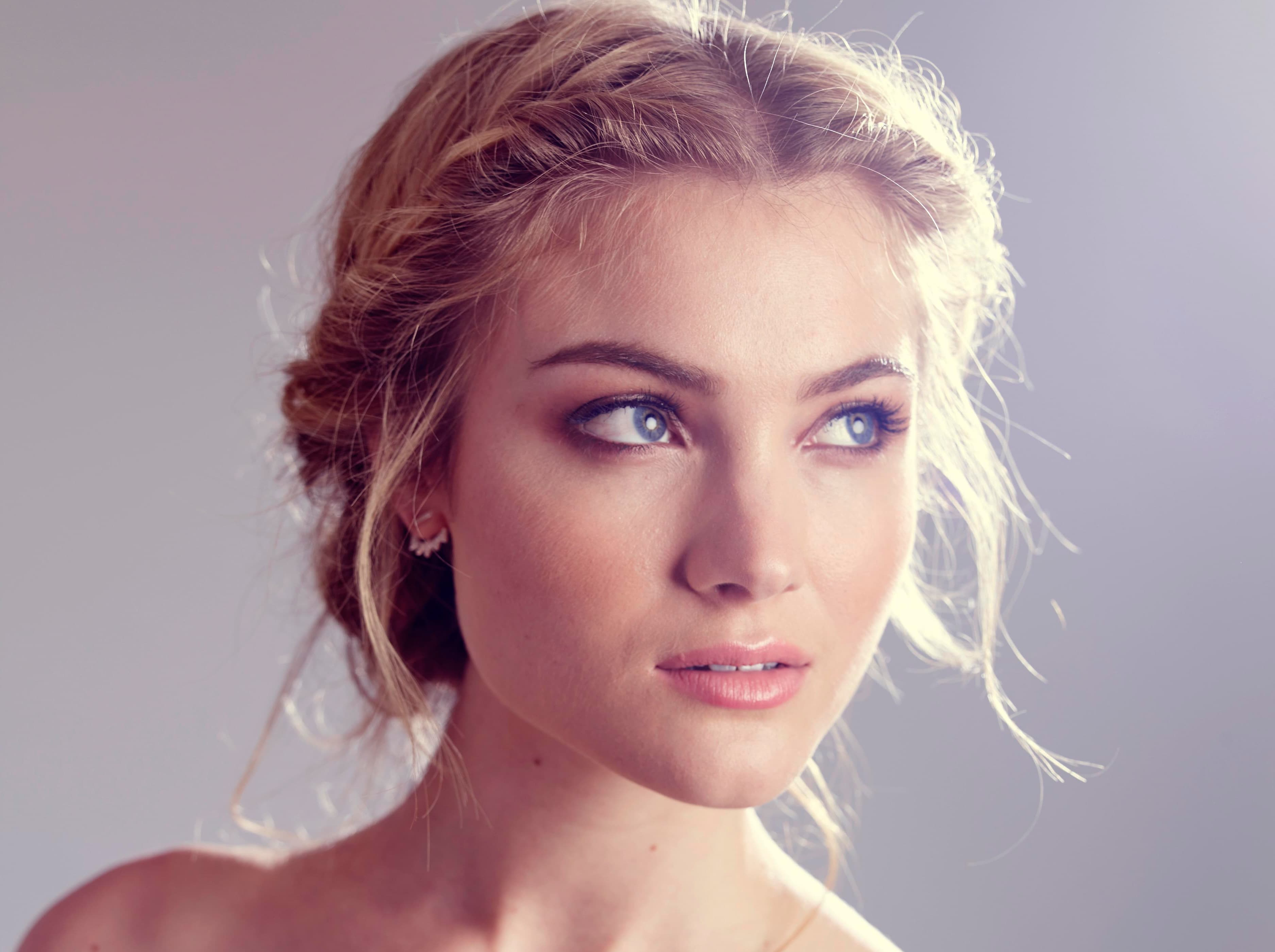 Skyler Samuels HD Wallpaper