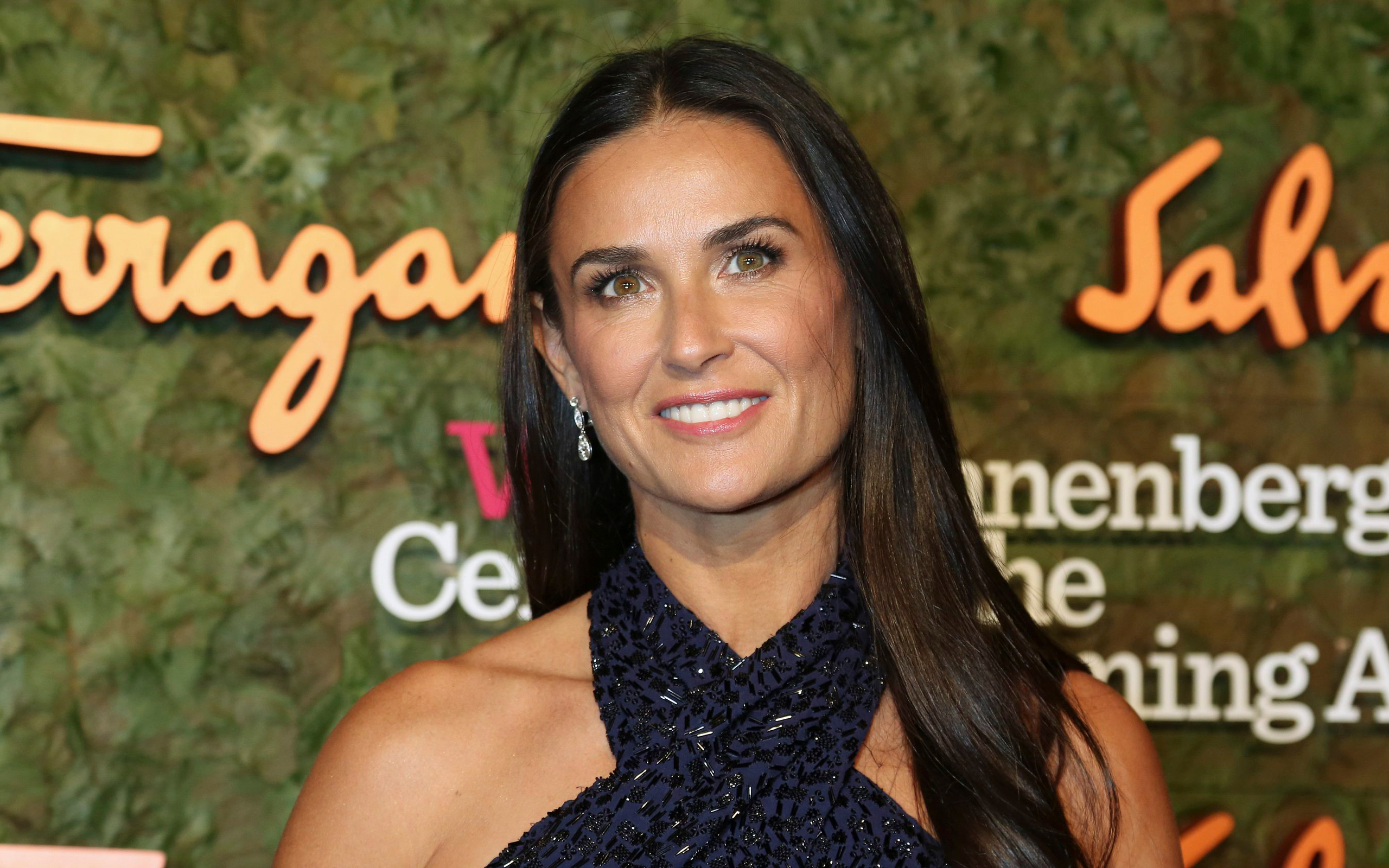Demi Moore at Salvatore Ferragamo event HD Wallpaper