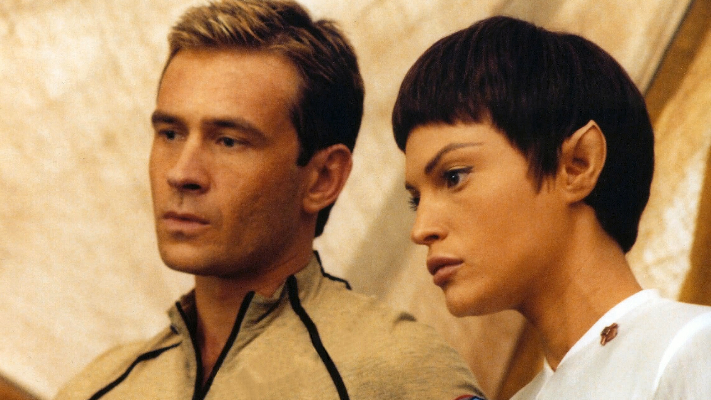 Archer and T'Pol from Star Trek: Enterprise HD Wallpaper