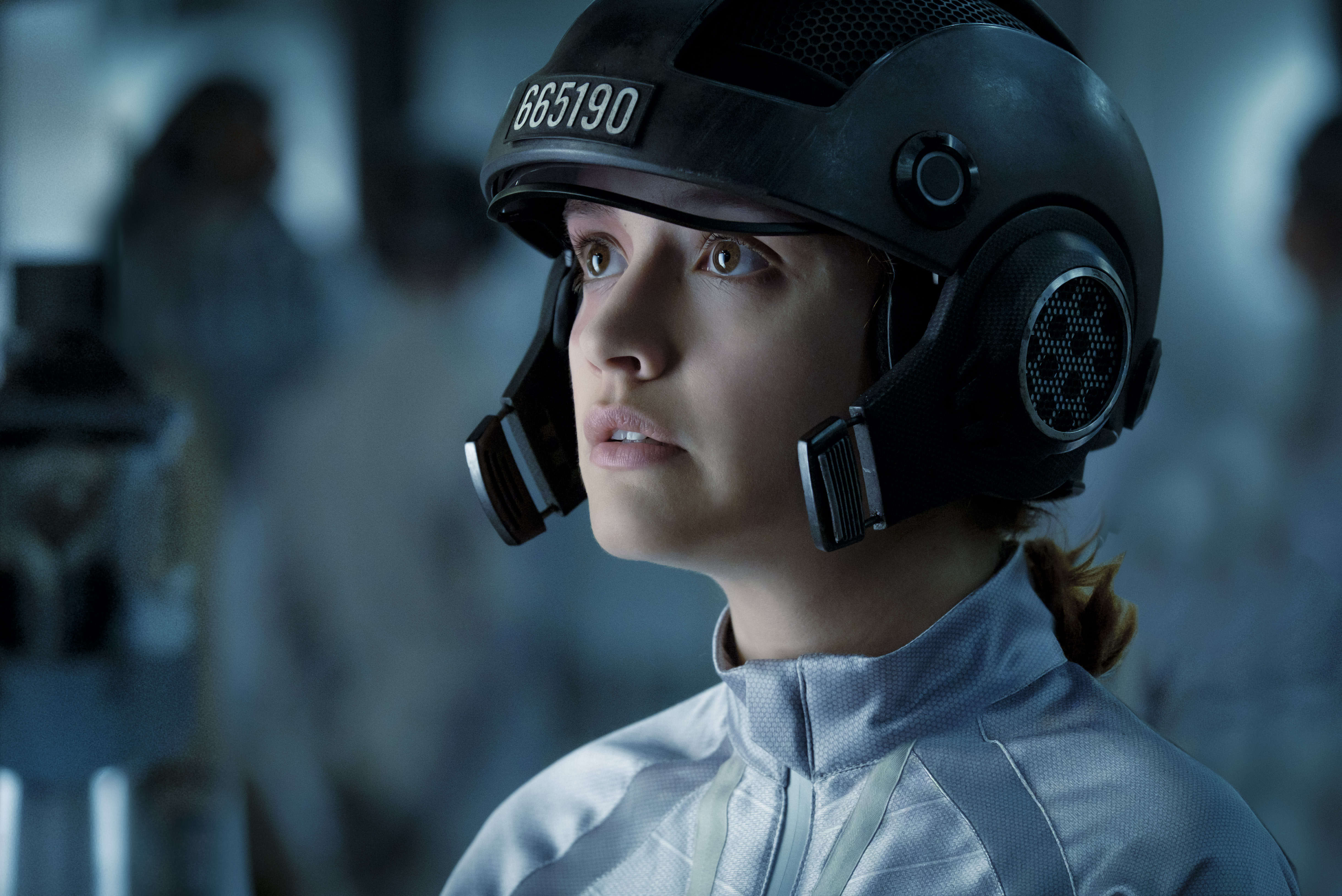 Olivia Cooke in sci-fi helmet HD Wallpaper