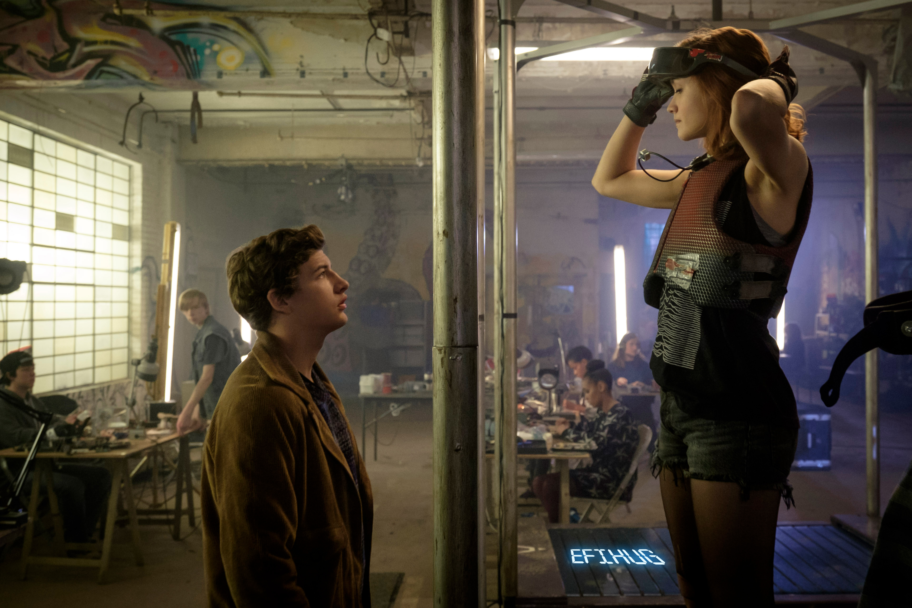 Olivia Cooke in a VR setup HD Wallpaper