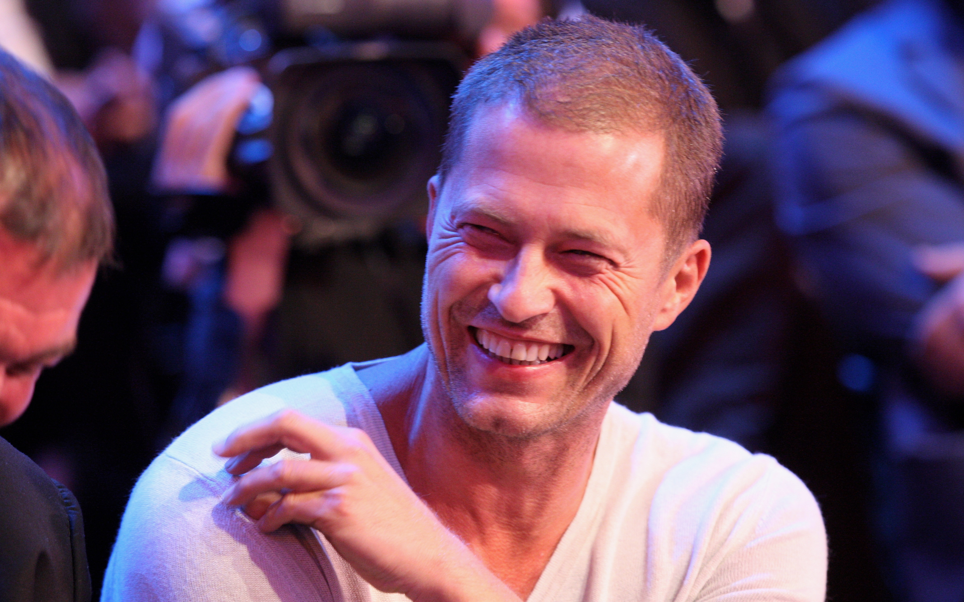 Til Schweiger laughing HD Wallpaper