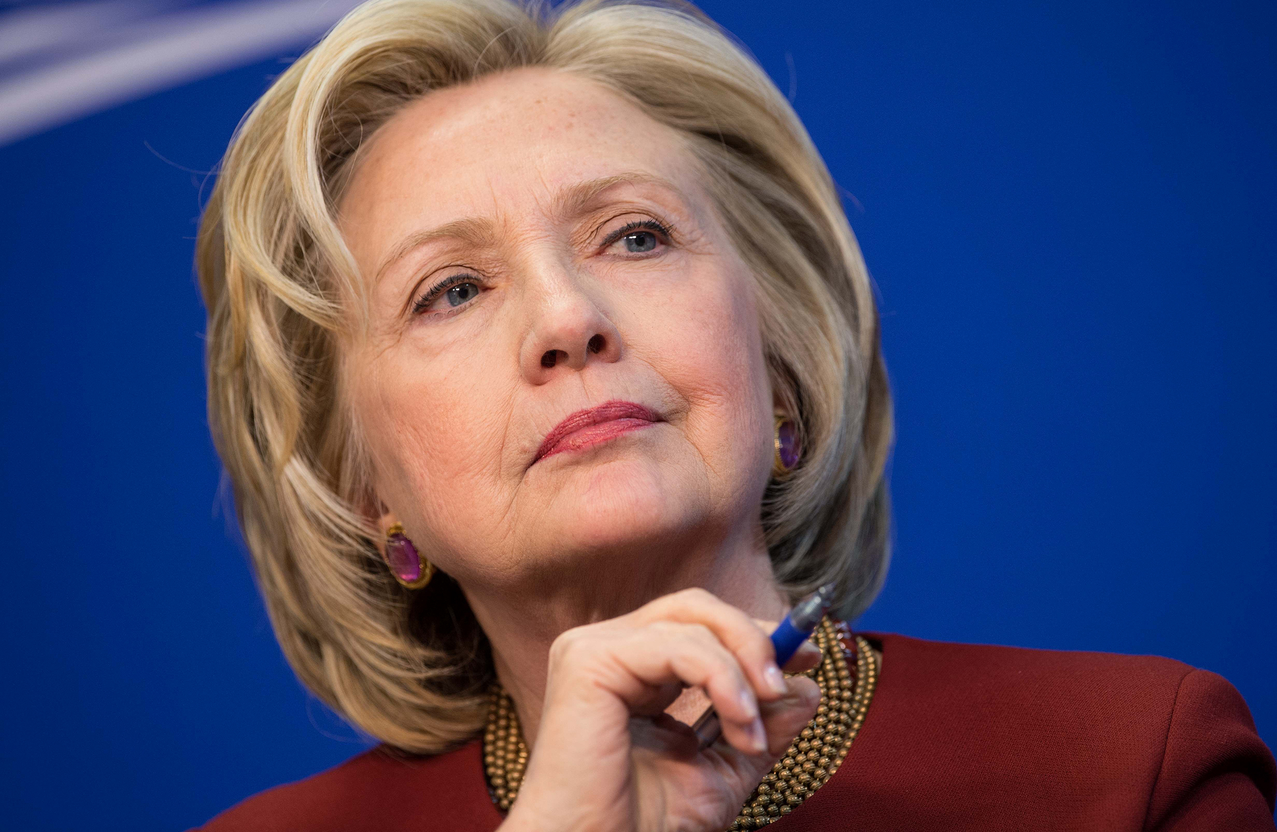 Hillary Clinton HD Wallpaper