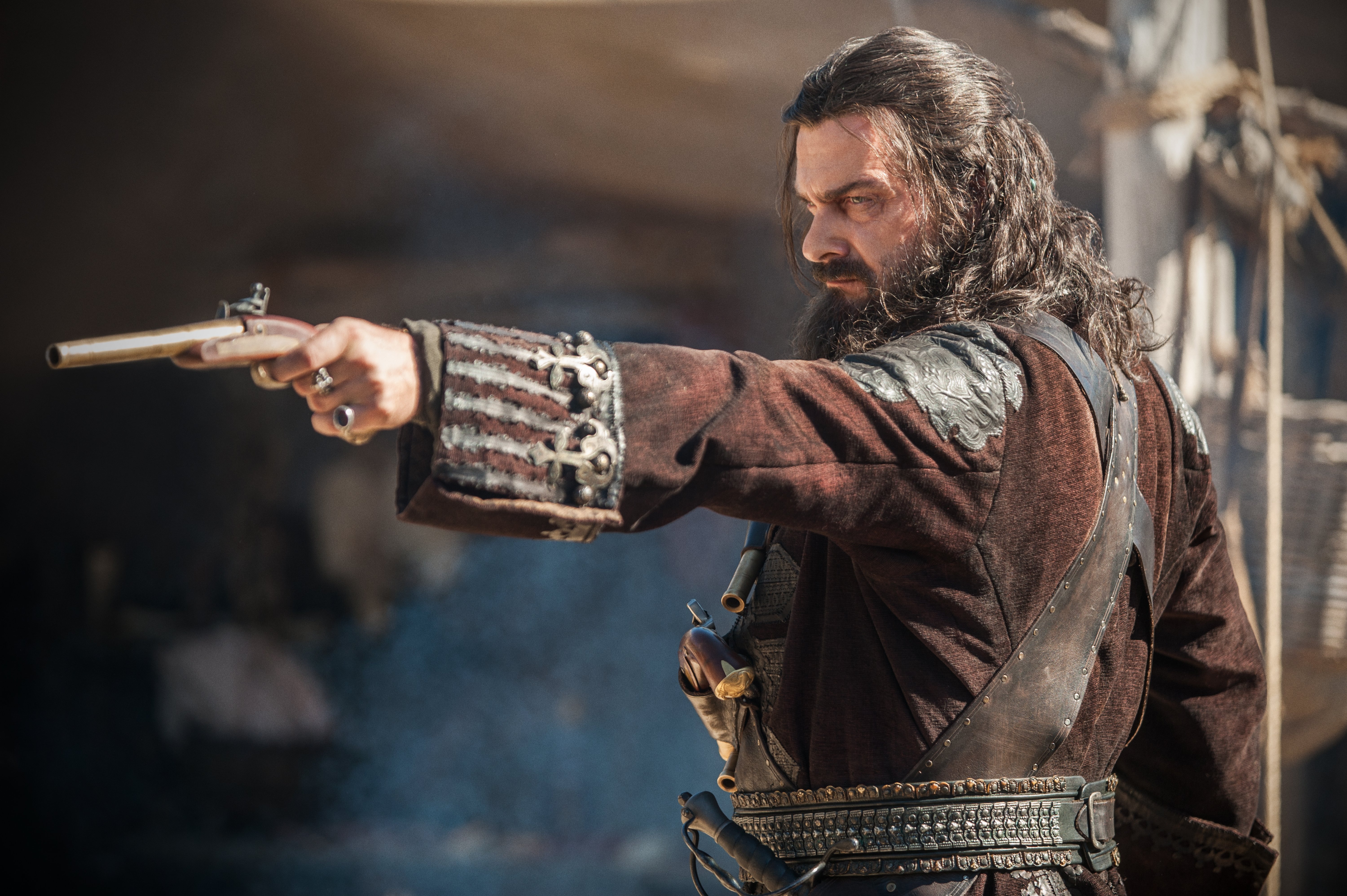 Ray Stevenson as Blackbeard in Black Sails HD Wallpaper