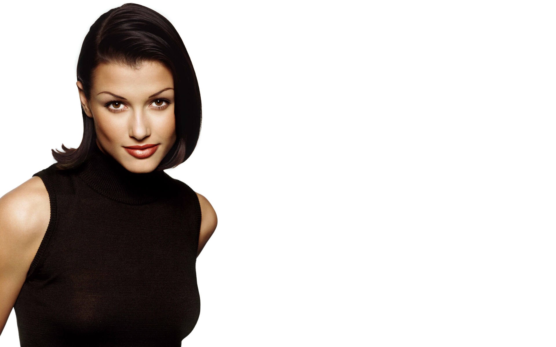 Bridget Moynahan in a black turtleneck HD Wallpaper