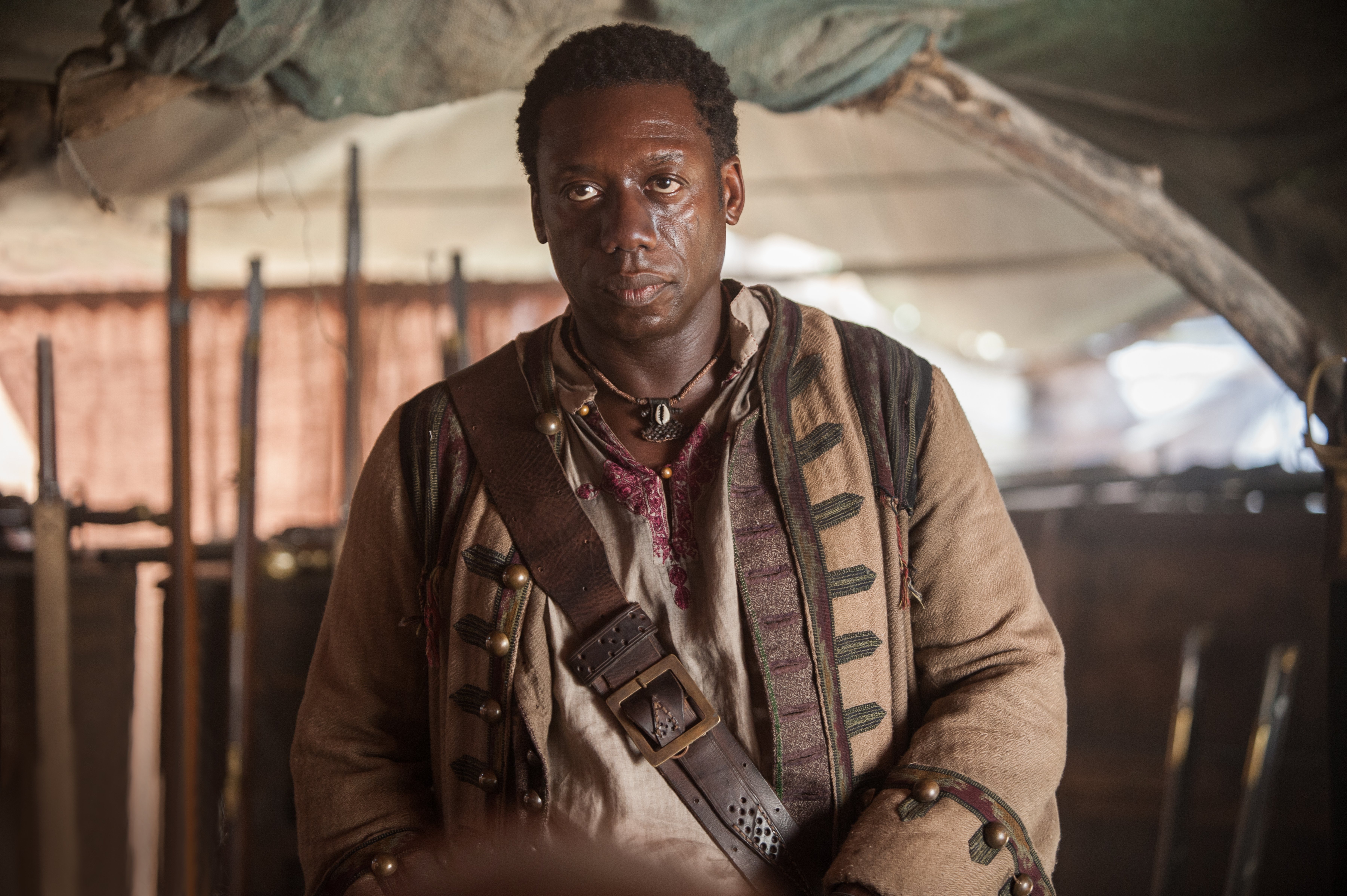 Hakeem Kae-Kazim in historical costume HD Wallpaper